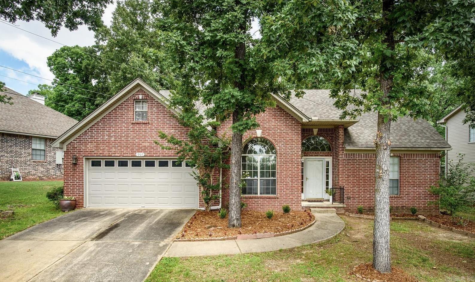 1907 Cherrybend Drive Property Photo 1