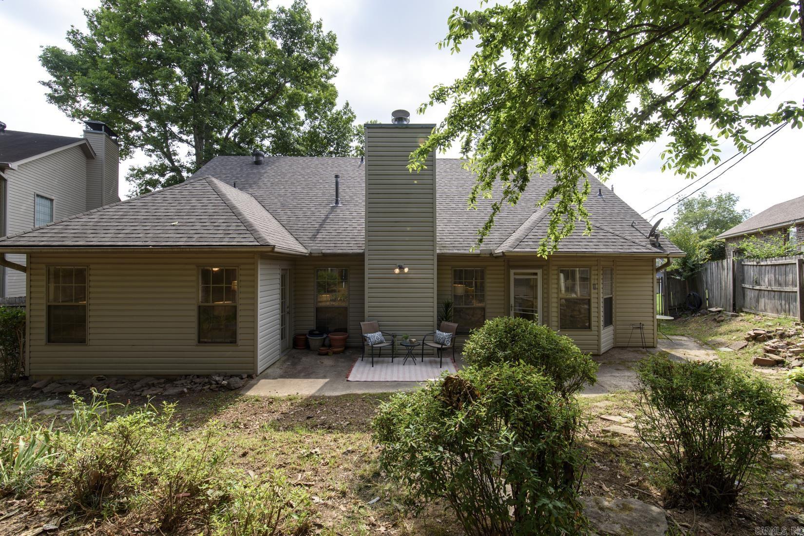 1907 Cherrybend Drive Property Photo 20