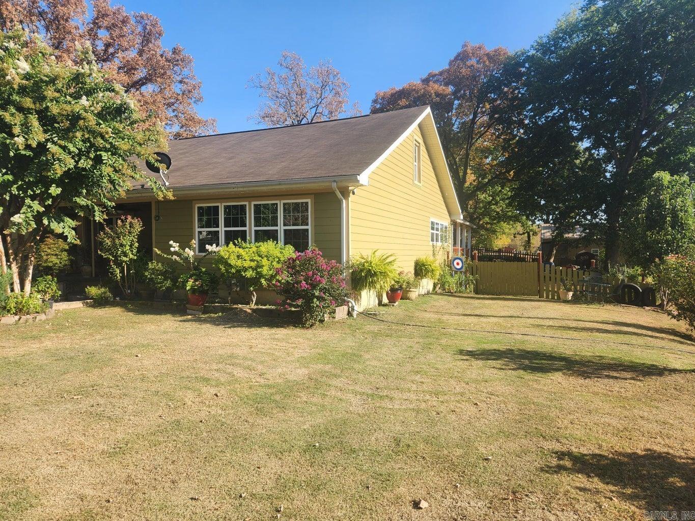 2240 Case Street Property Photo 32