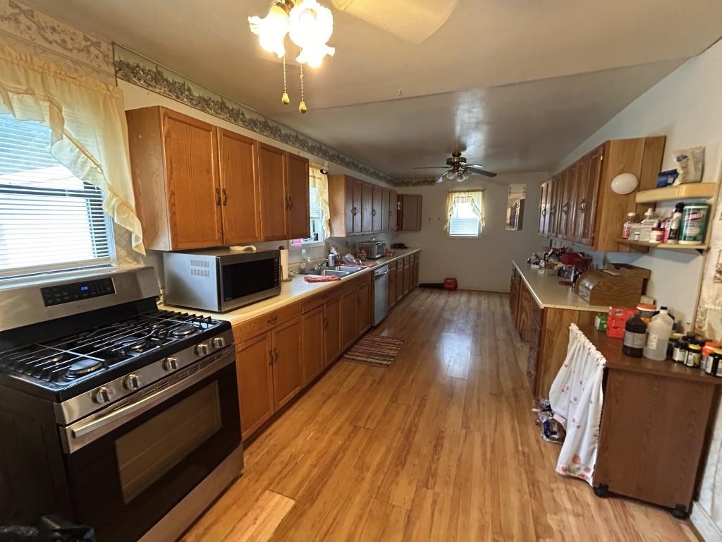 407 S Peabody Avenue Property Photo 21