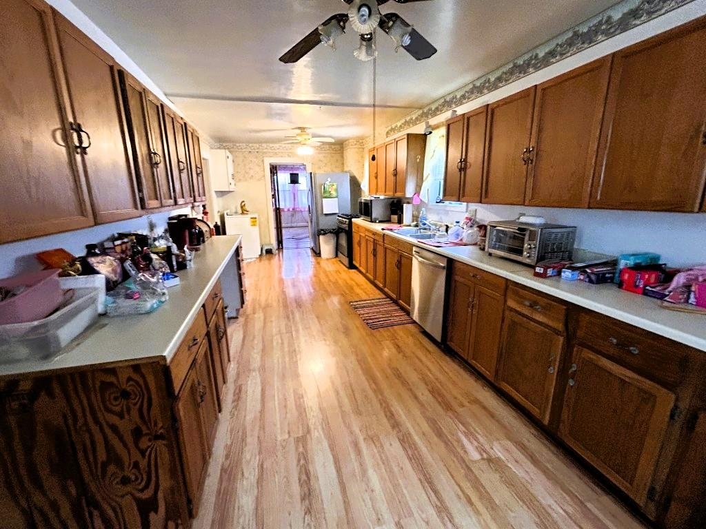 407 S Peabody Avenue Property Photo 22