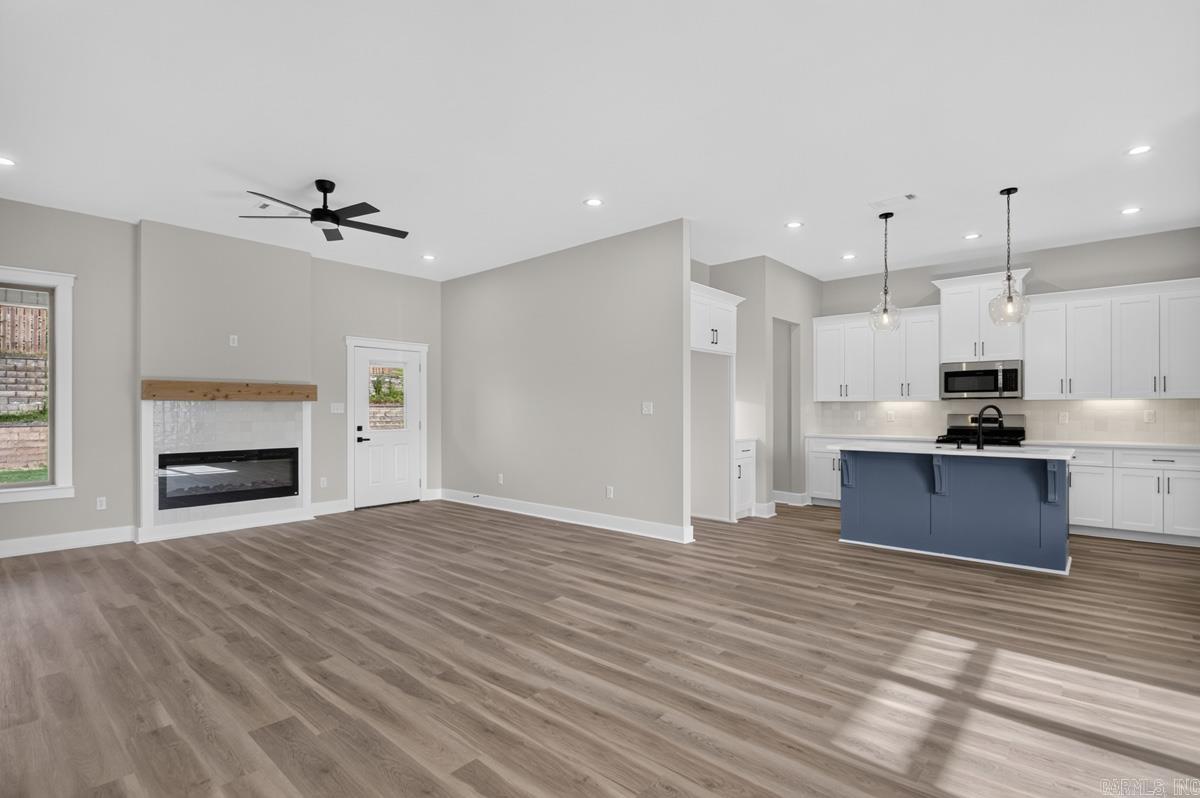 63 Oakbrooke Drive Property Photo 6