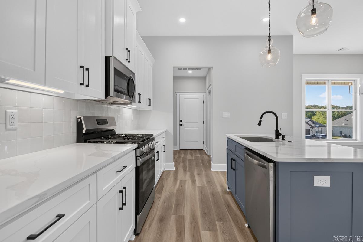 63 Oakbrooke Drive Property Photo 13