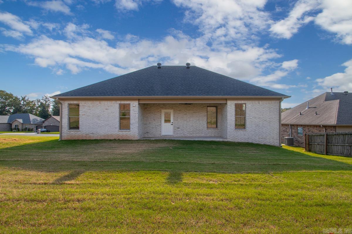 63 Oakbrooke Drive Property Photo 32