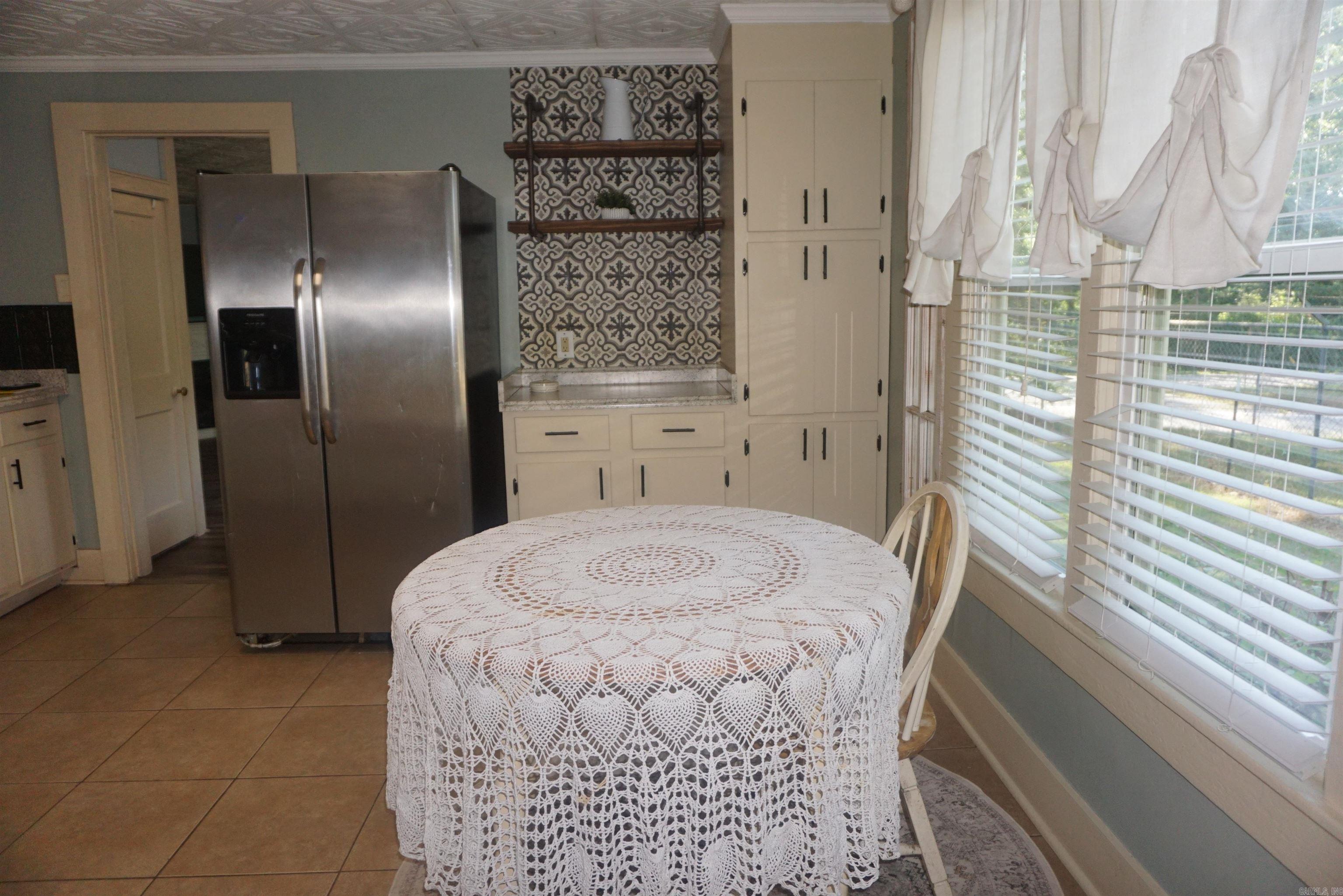 1416 Judson Ave Property Photo 3