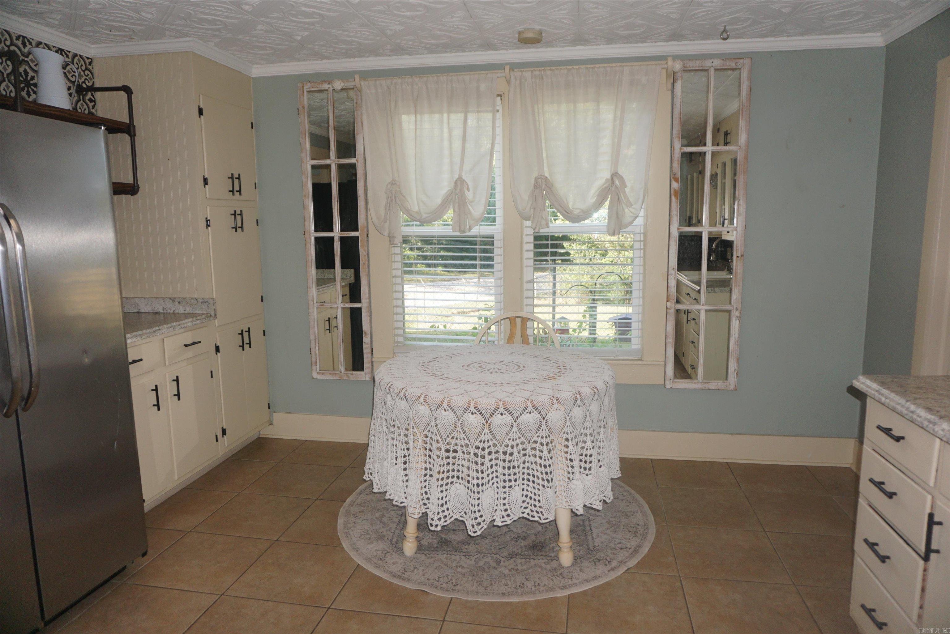 1416 Judson Ave Property Photo 5