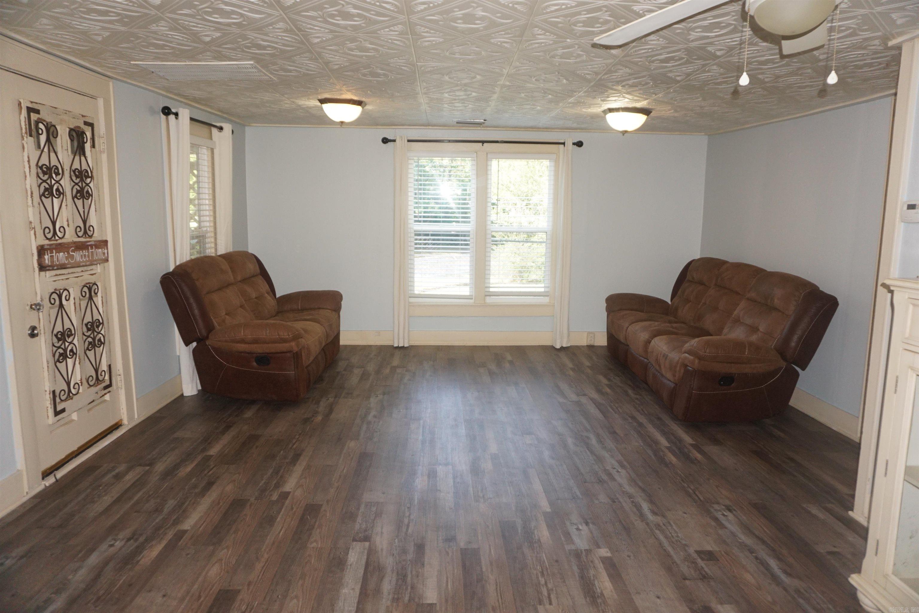 1416 Judson Ave Property Photo 10