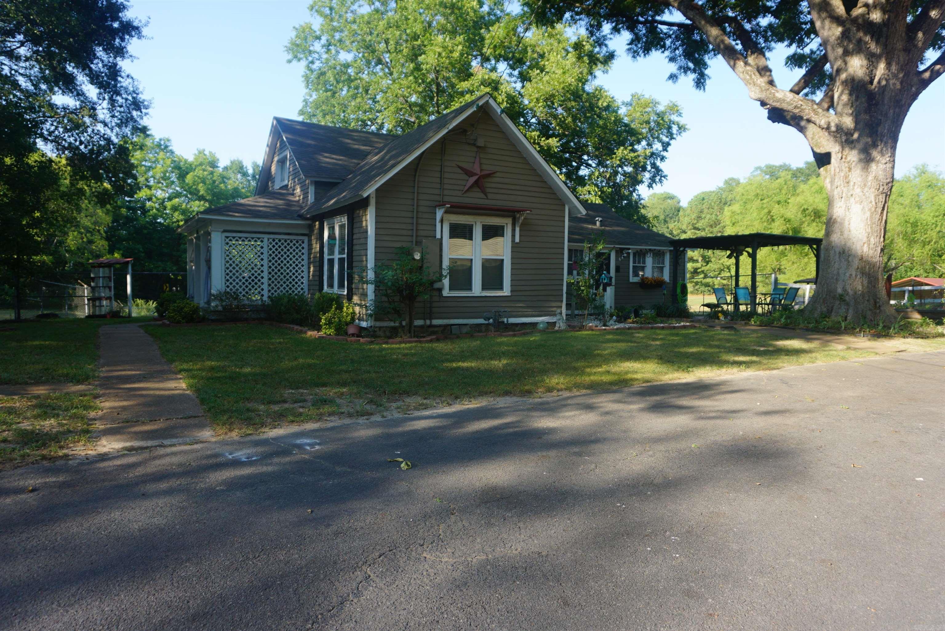 1416 Judson Ave Property Photo 39