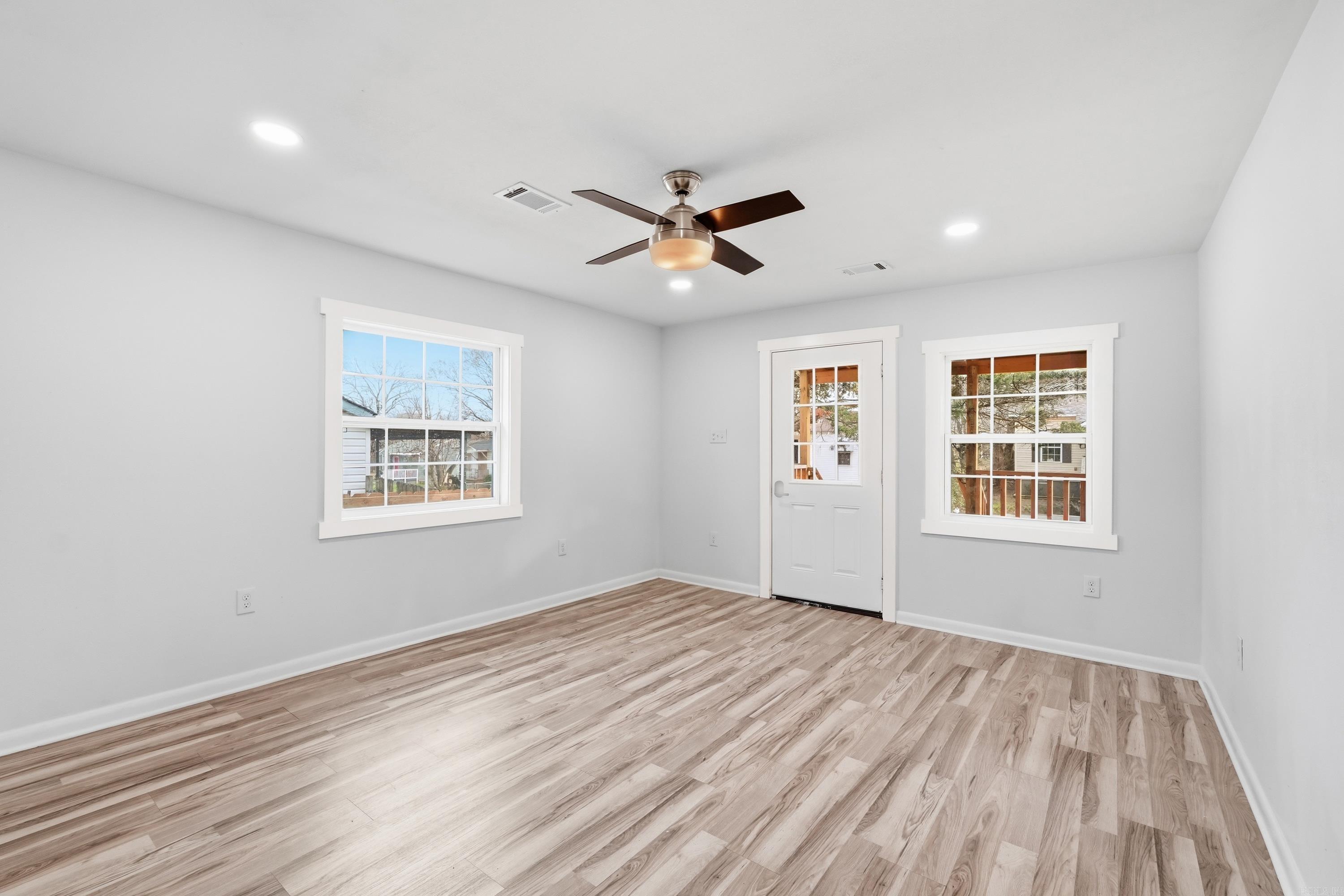 4522 W 21st Street Property Photo 9