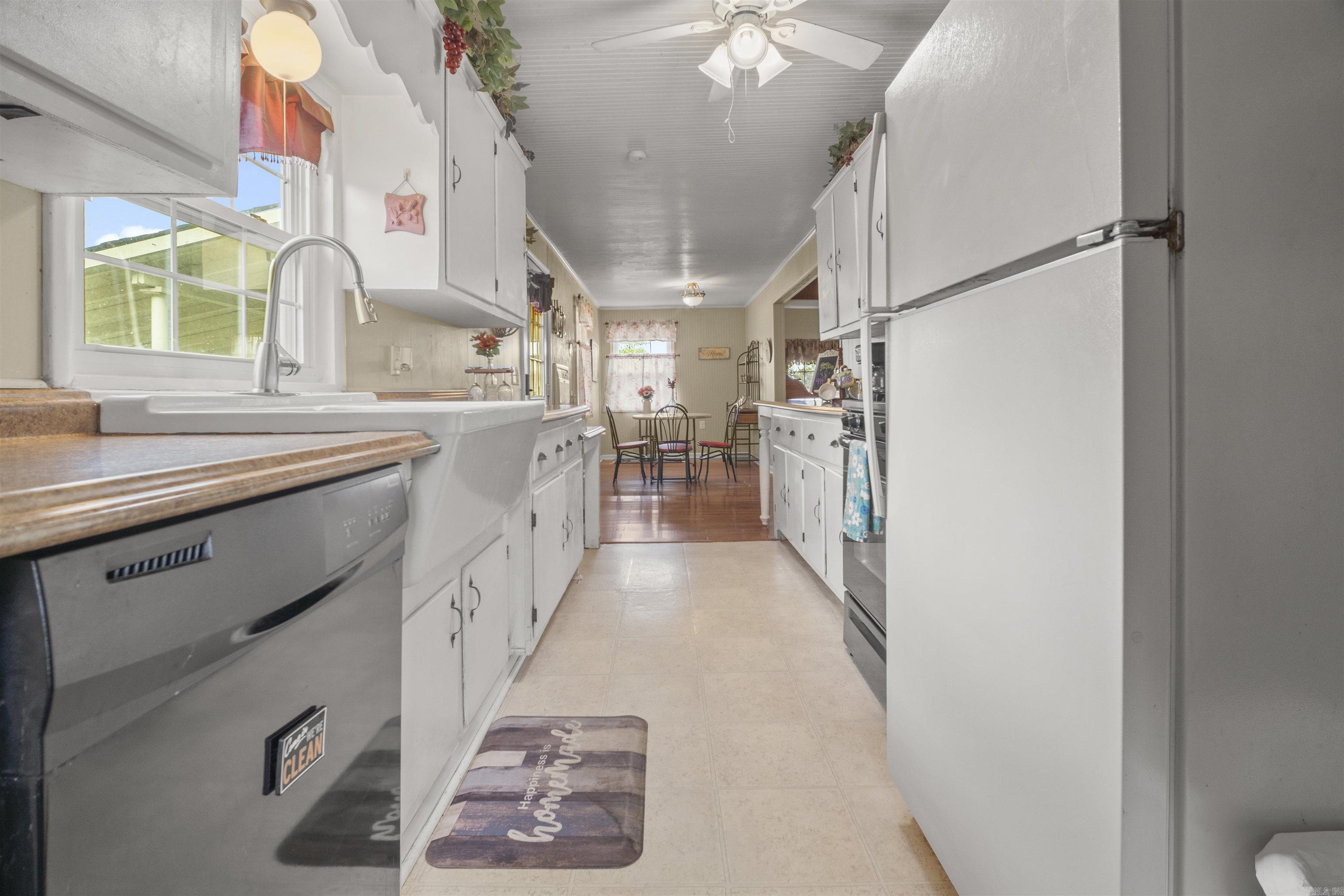 99 Sandtown Road Property Photo 17