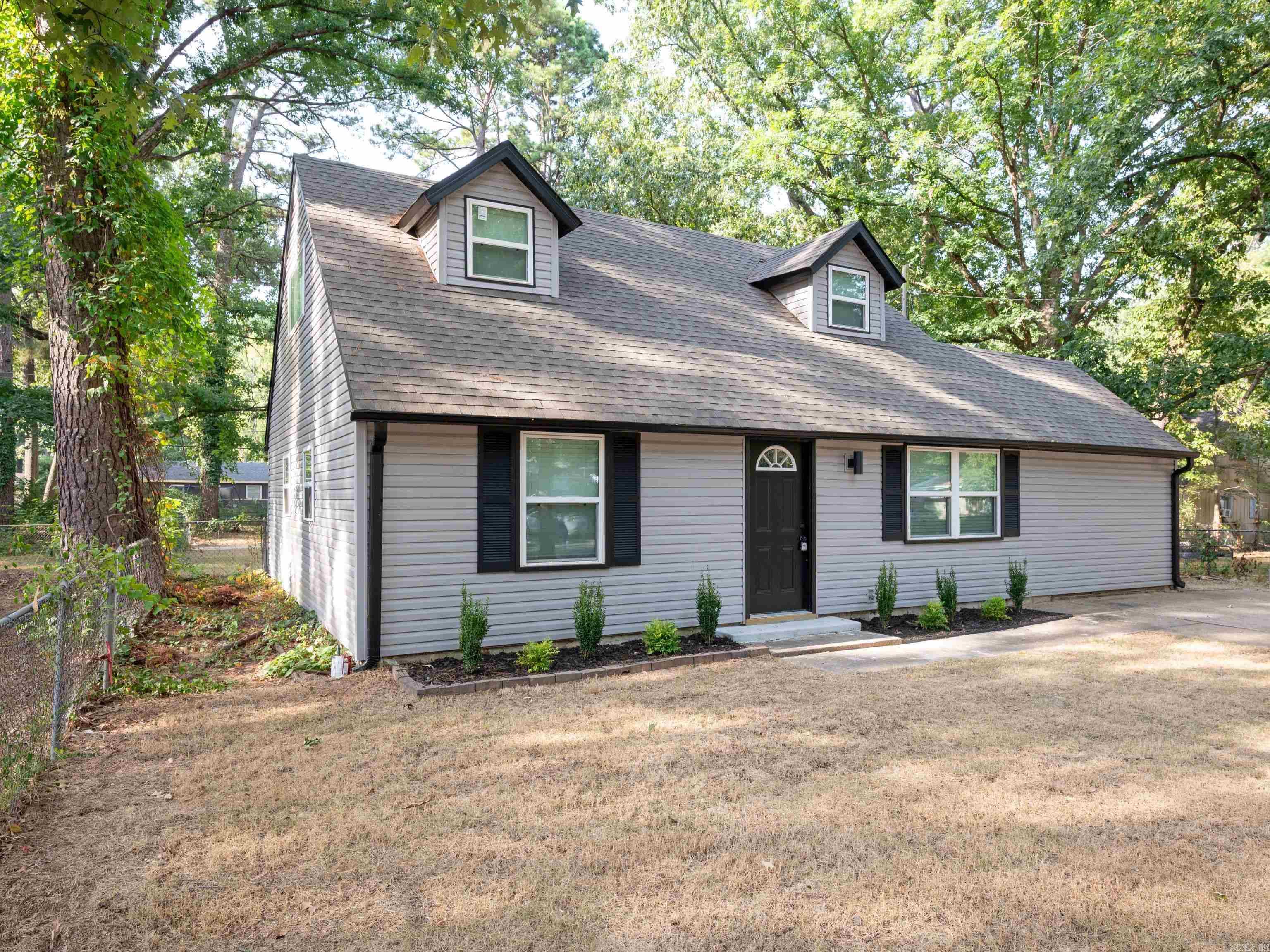 7901 Nolen Drive Property Photo 3