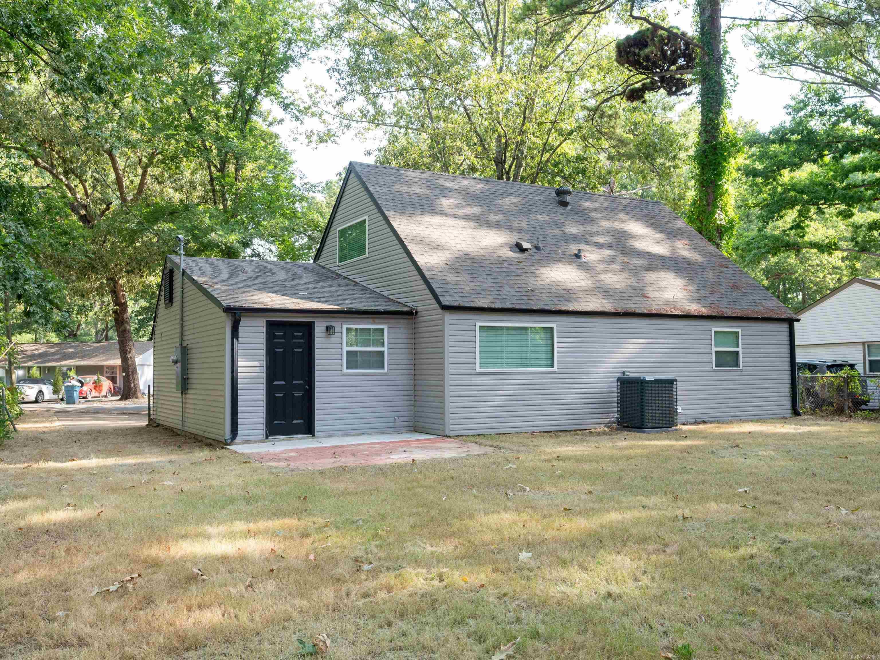 7901 Nolen Drive Property Photo 4