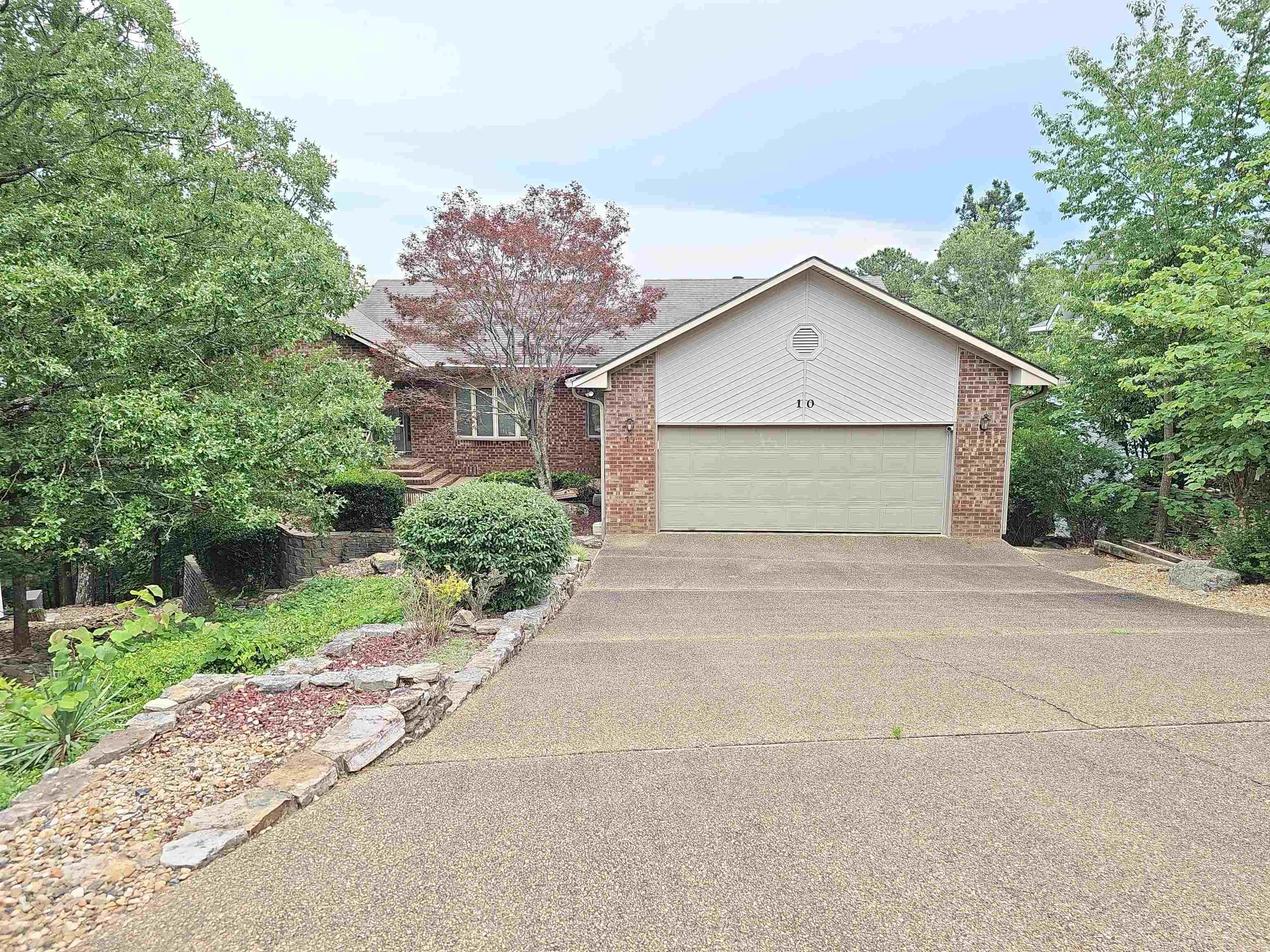 10 Bolada Circle Property Photo 2