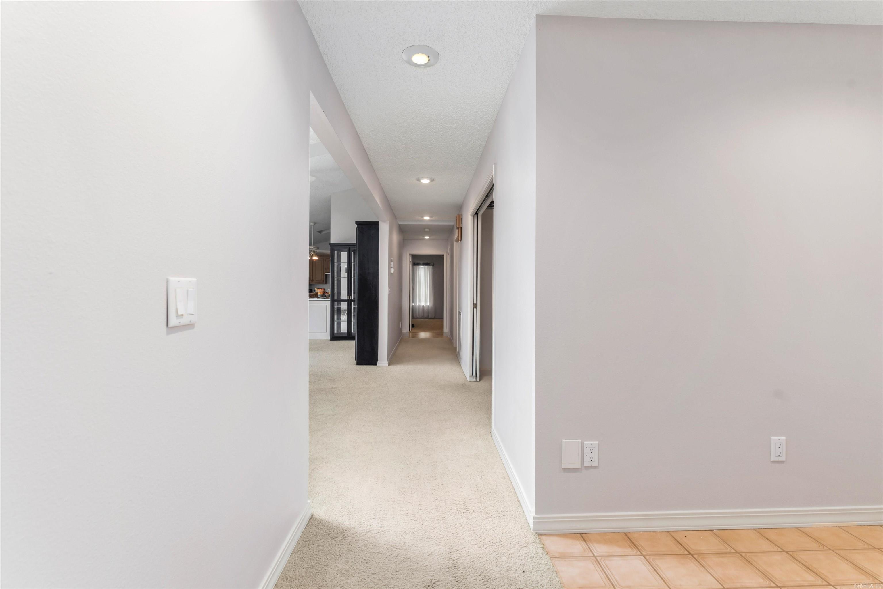 10 Bolada Circle Property Photo 4