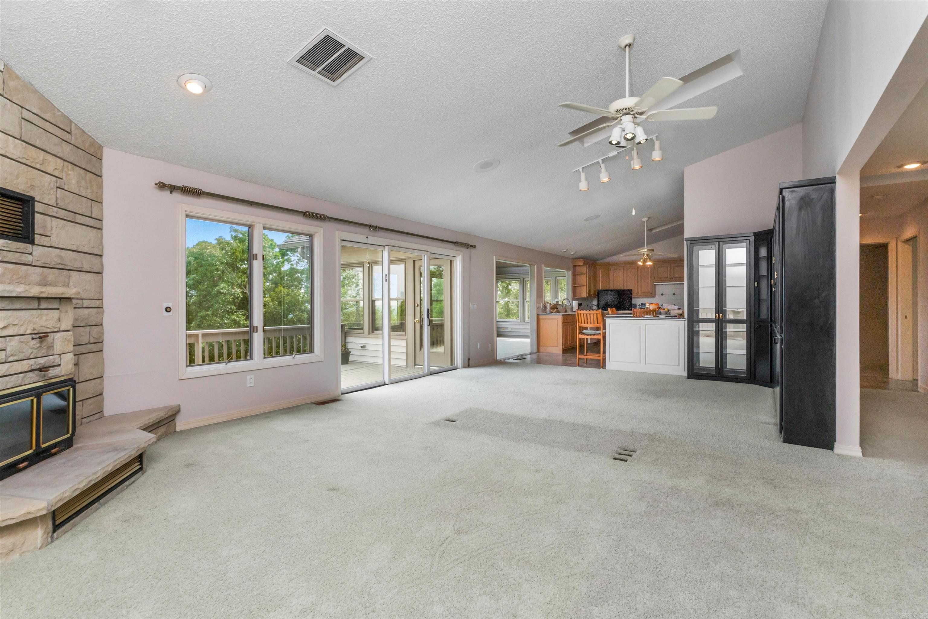 10 Bolada Circle Property Photo 5