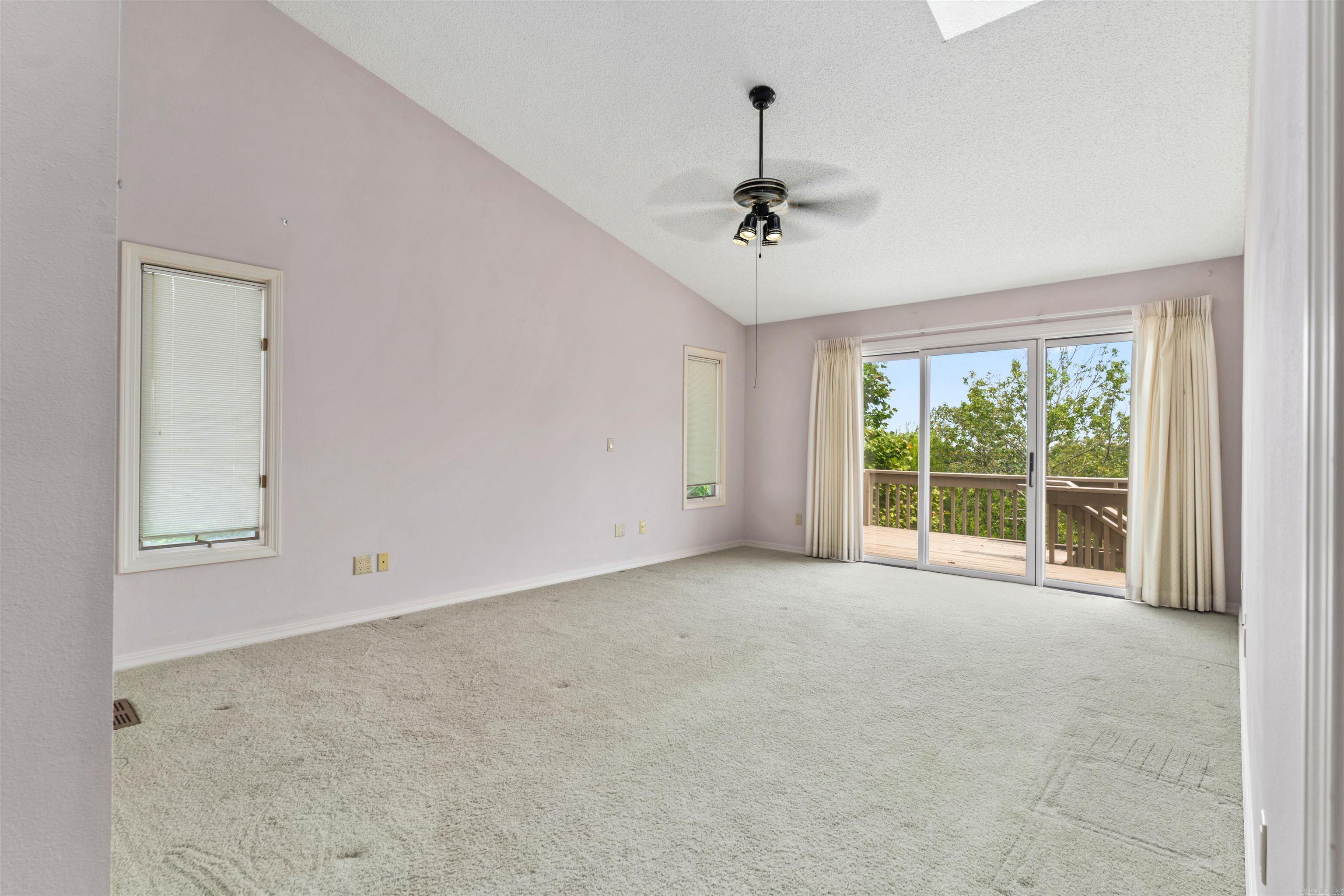 10 Bolada Circle Property Photo 18
