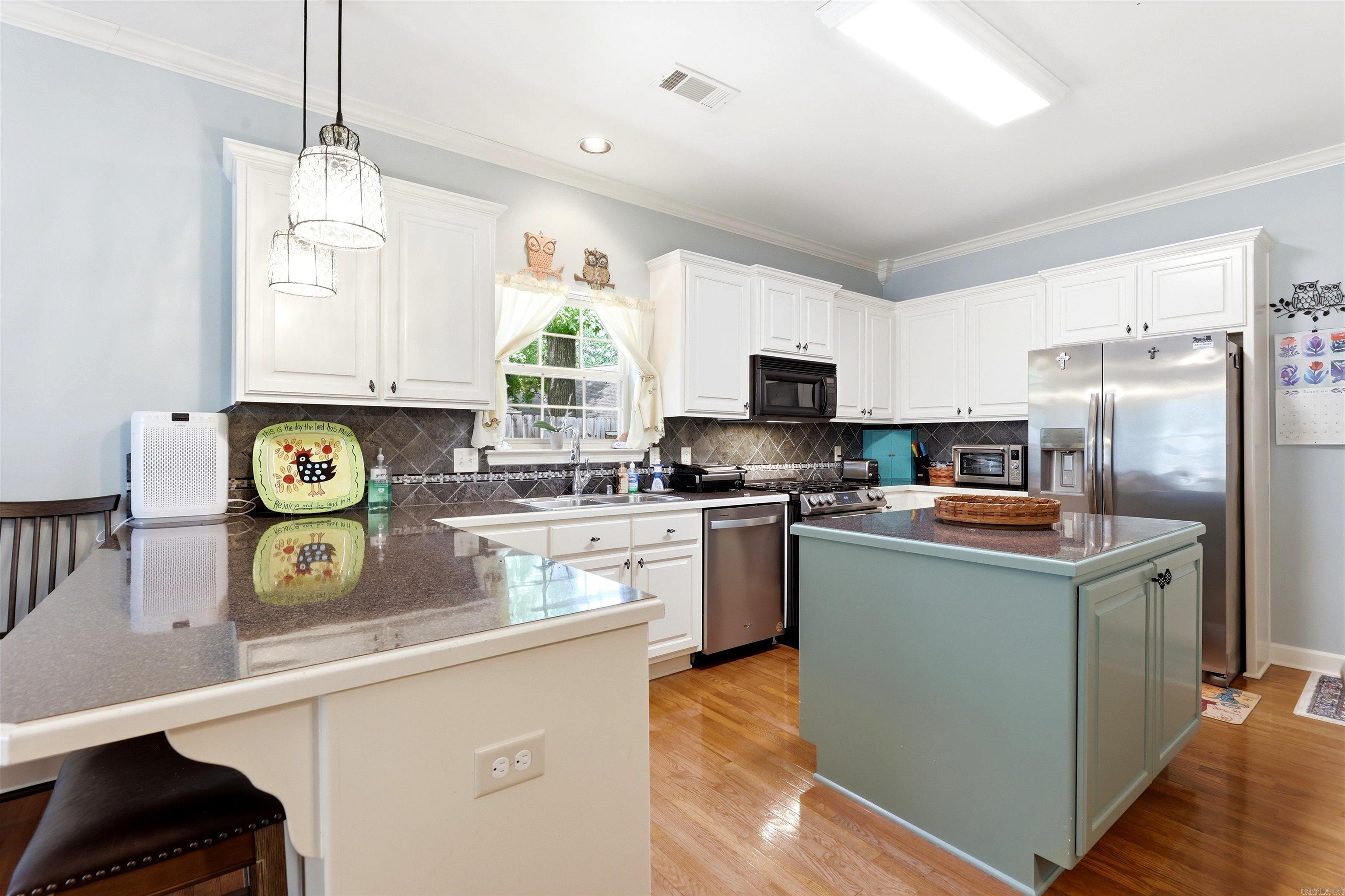 1707 Stagecoach Village Property Photo 14