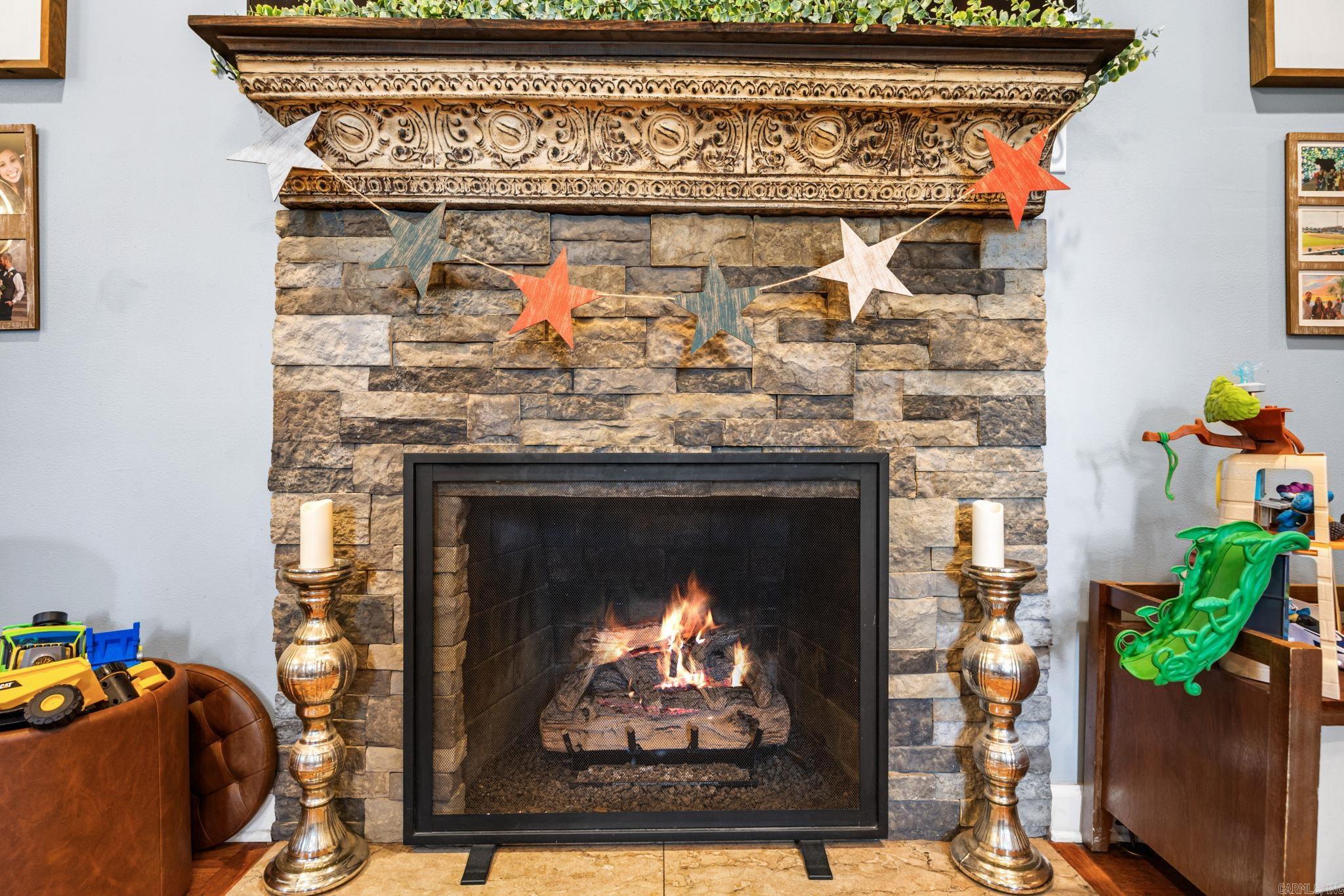 1325 Skyline Drive Property Photo 8