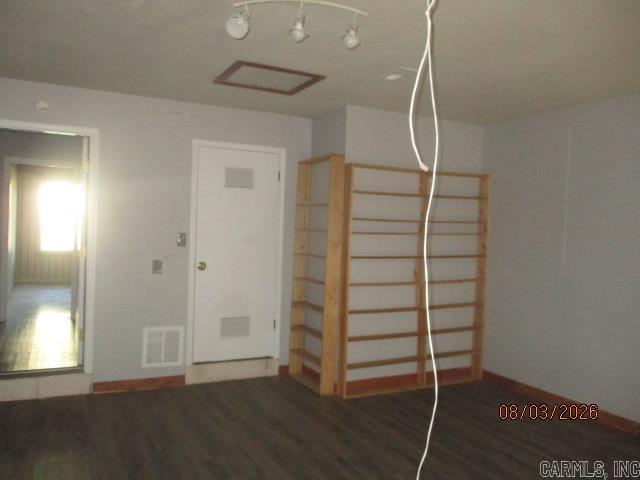 14 Sandy Ave Property Photo 8