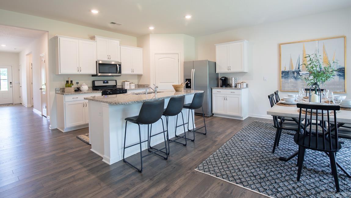 3511 Sweet Gum Street Property Photo 6