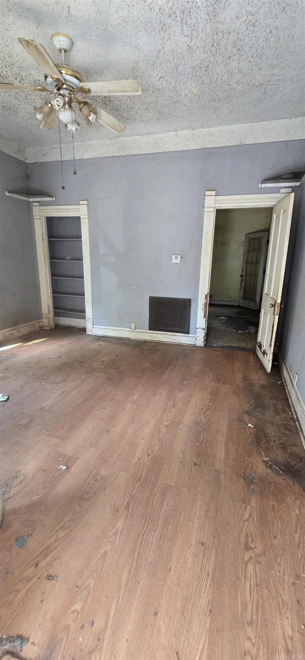312 Rice Street Property Photo 2
