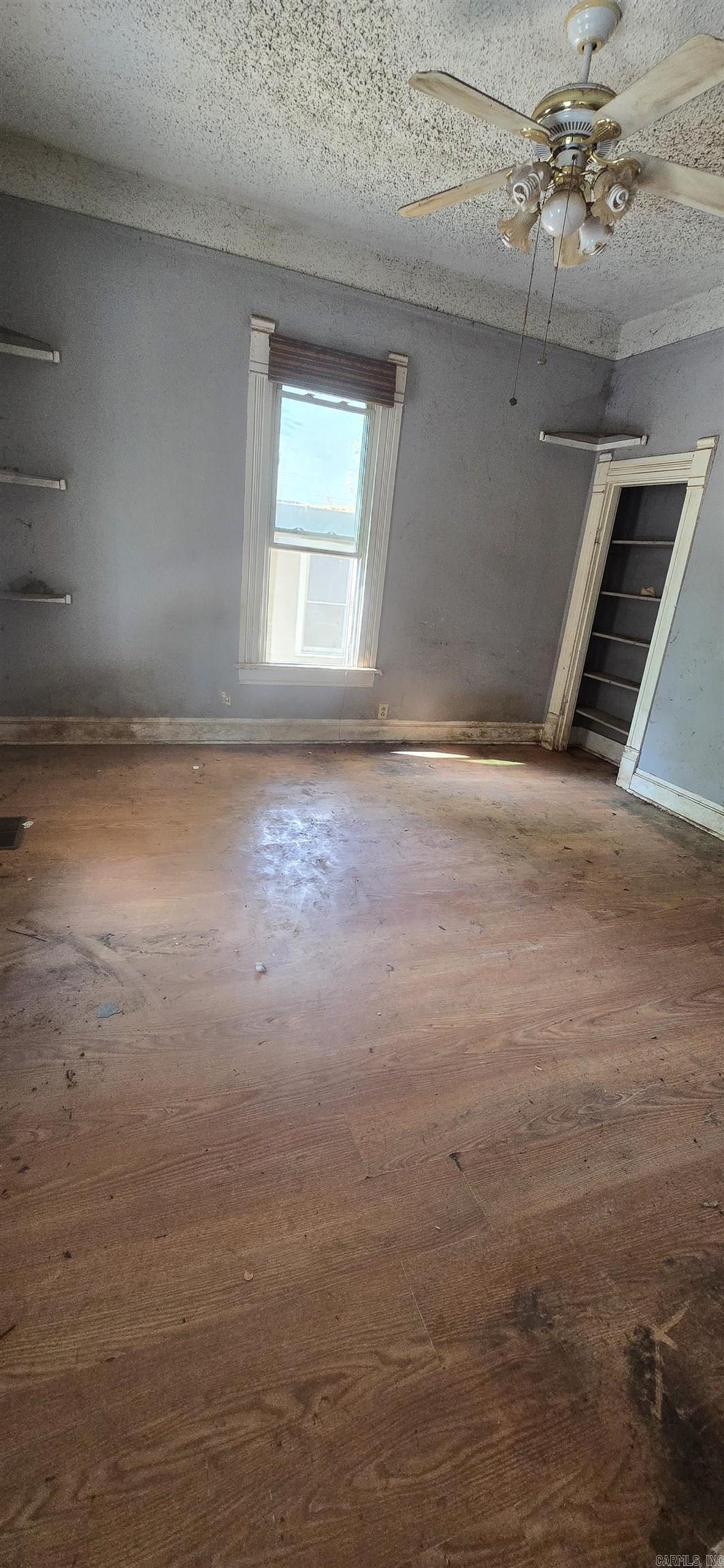 312 Rice Street Property Photo 8