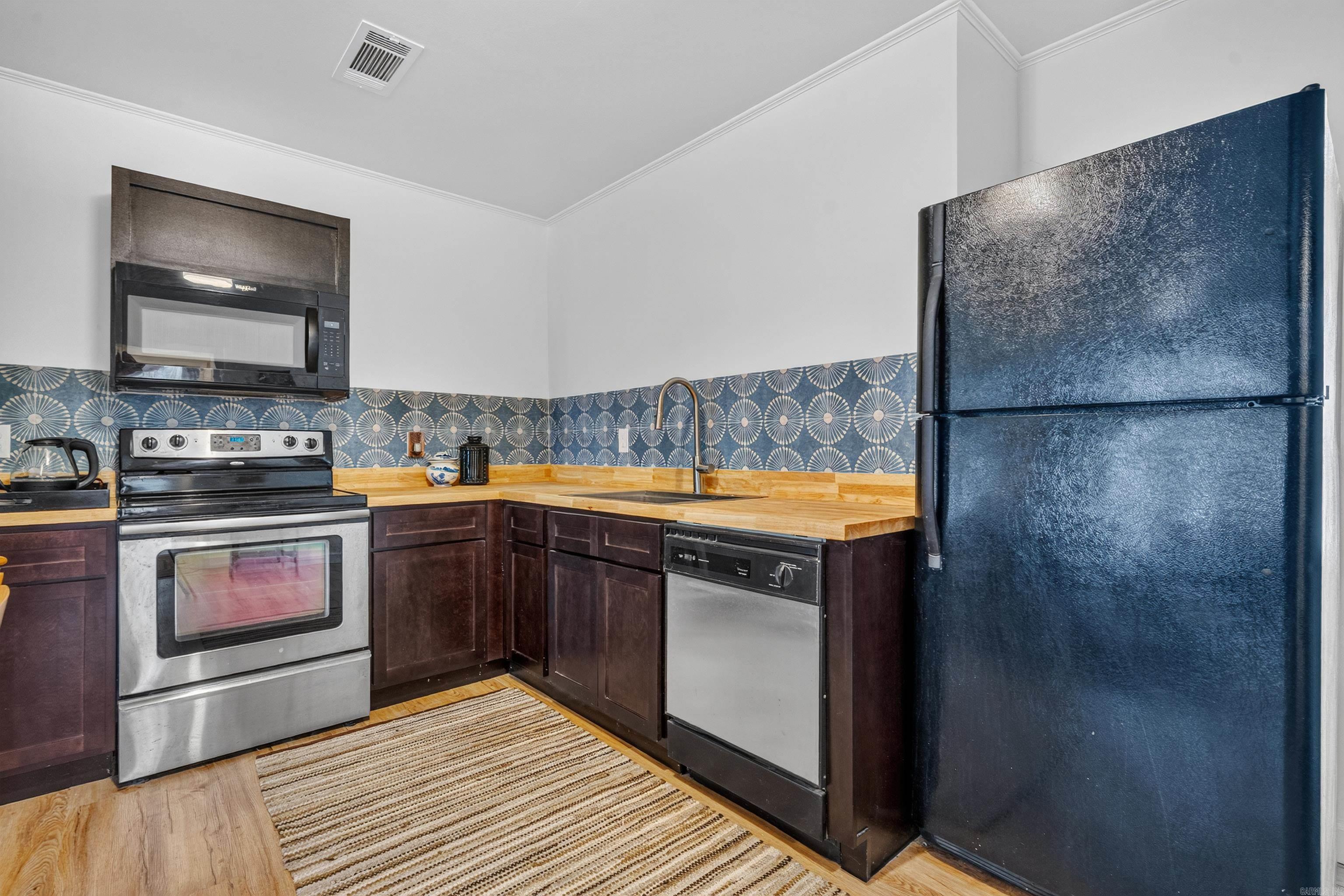 402 Pullman Avenue Property Photo 16