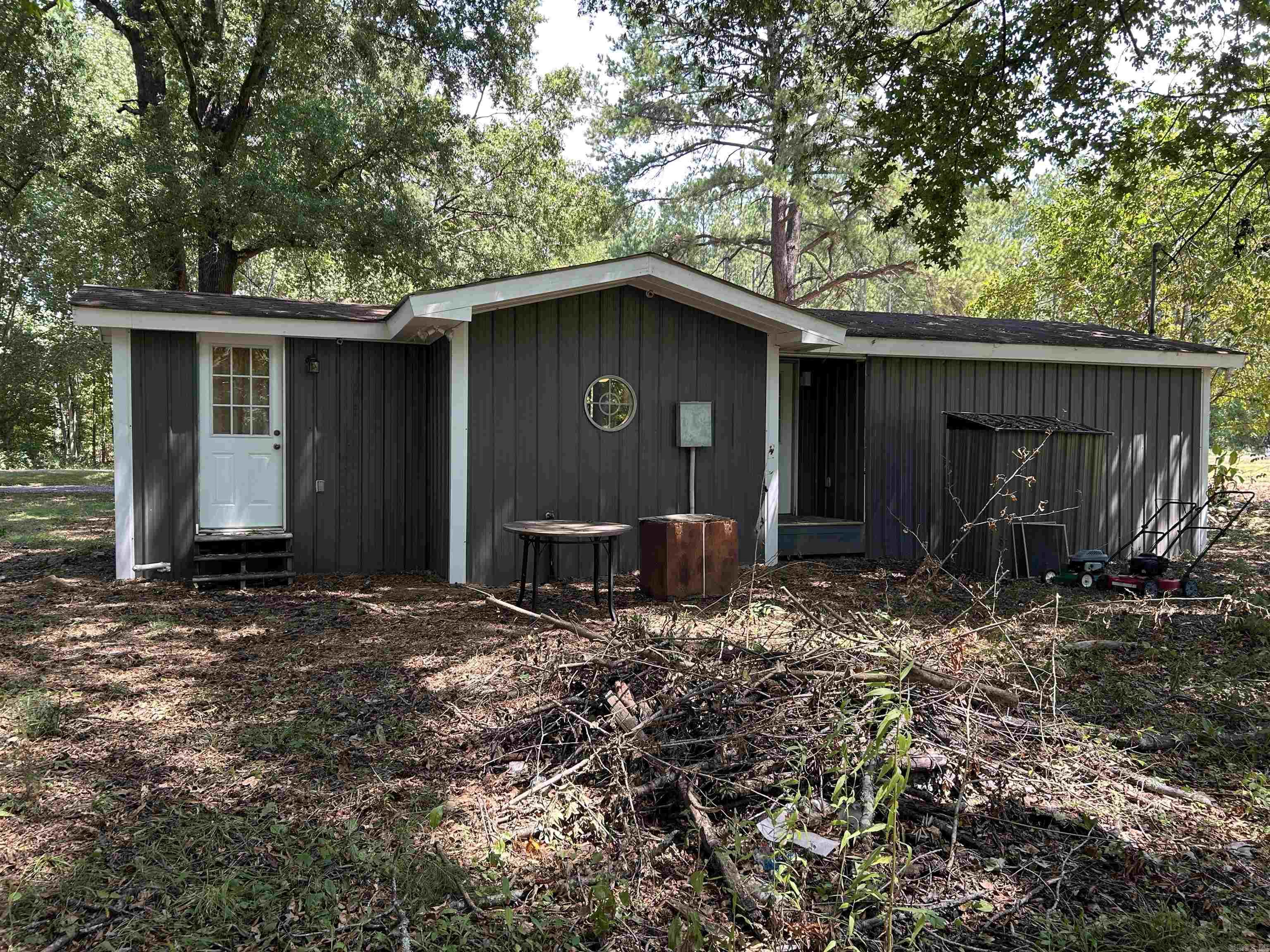 16 Garden Road Property Photo 5