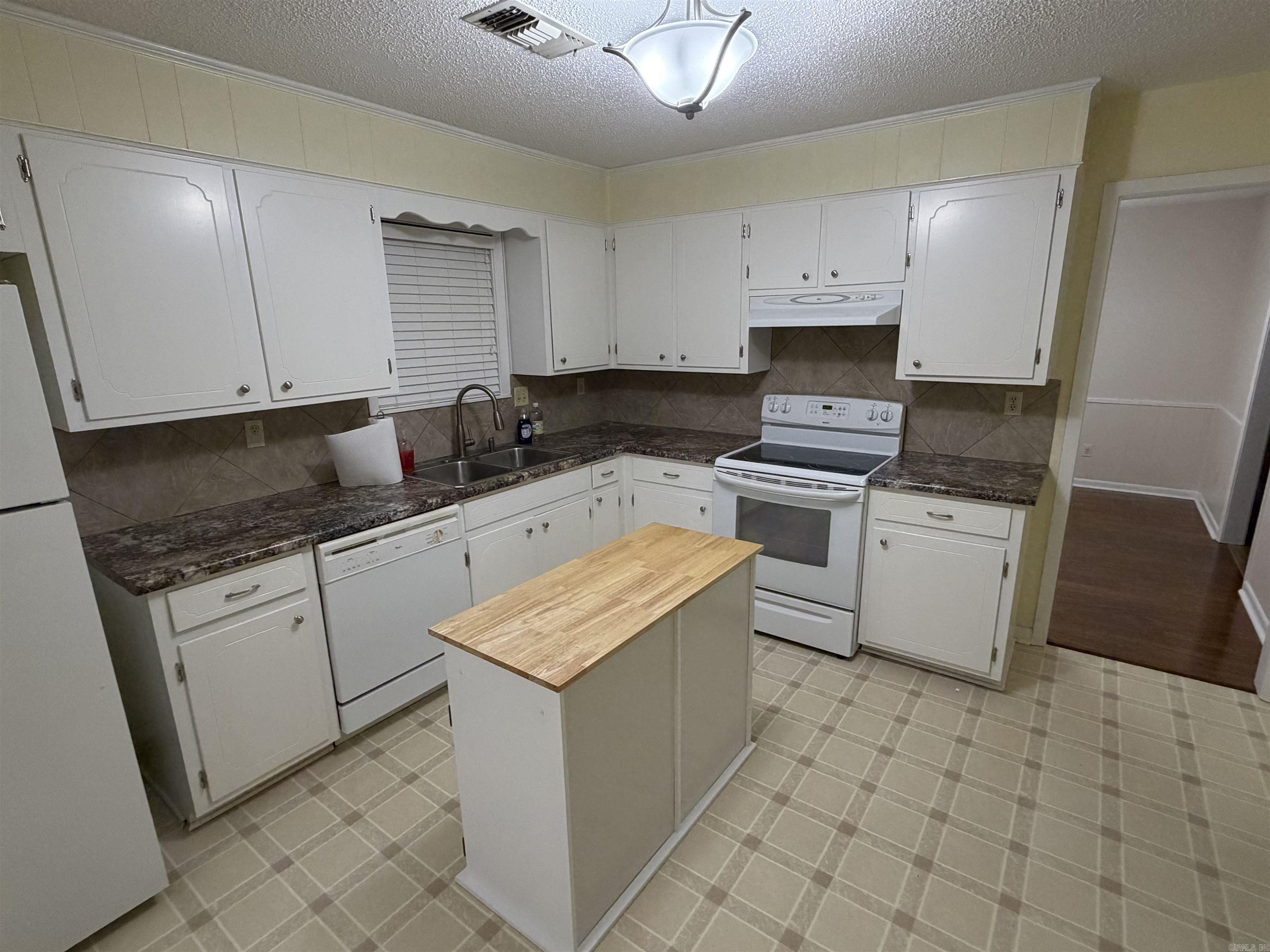 20 Independence Property Photo 8