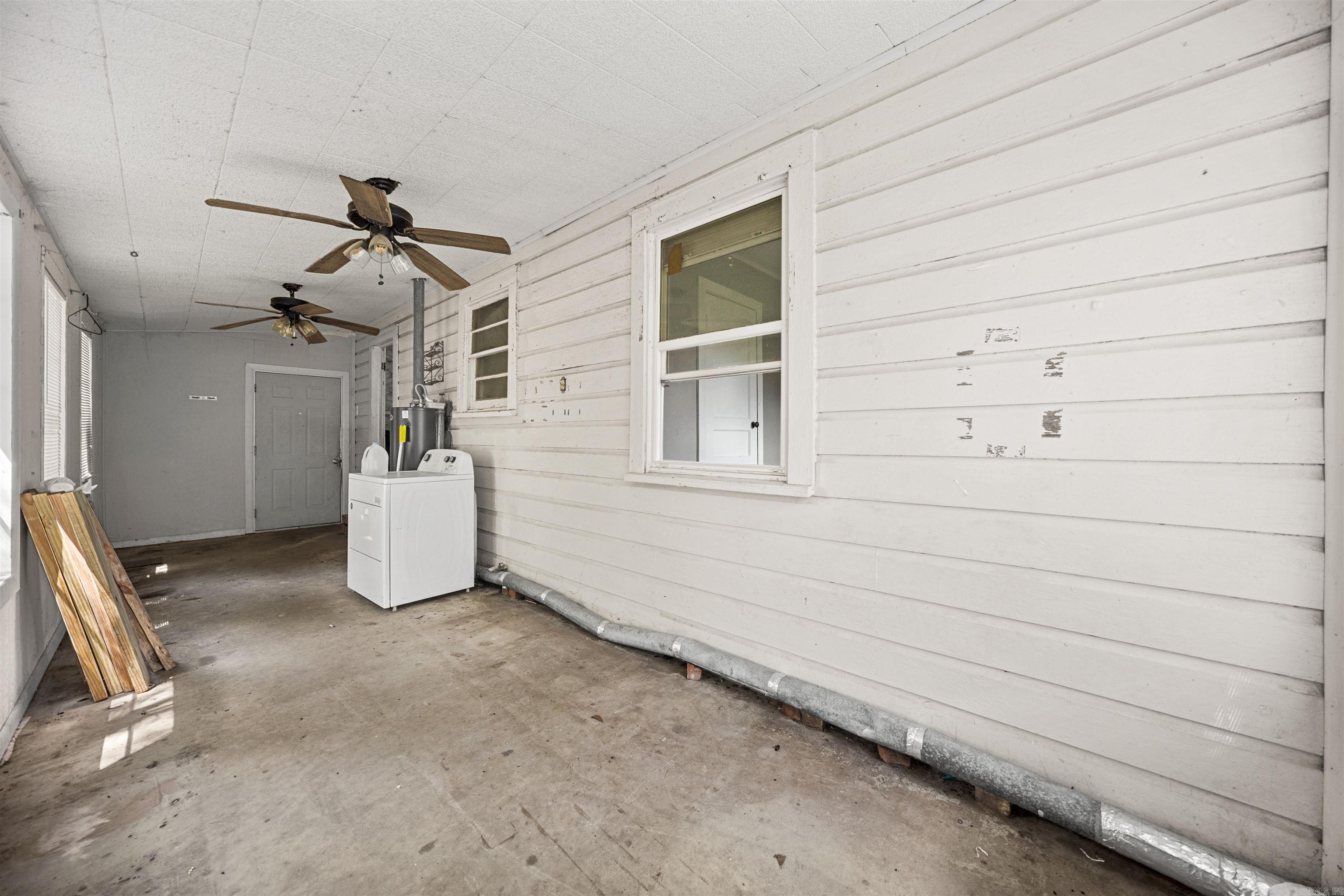 401 W Indiana Street Property Photo 19