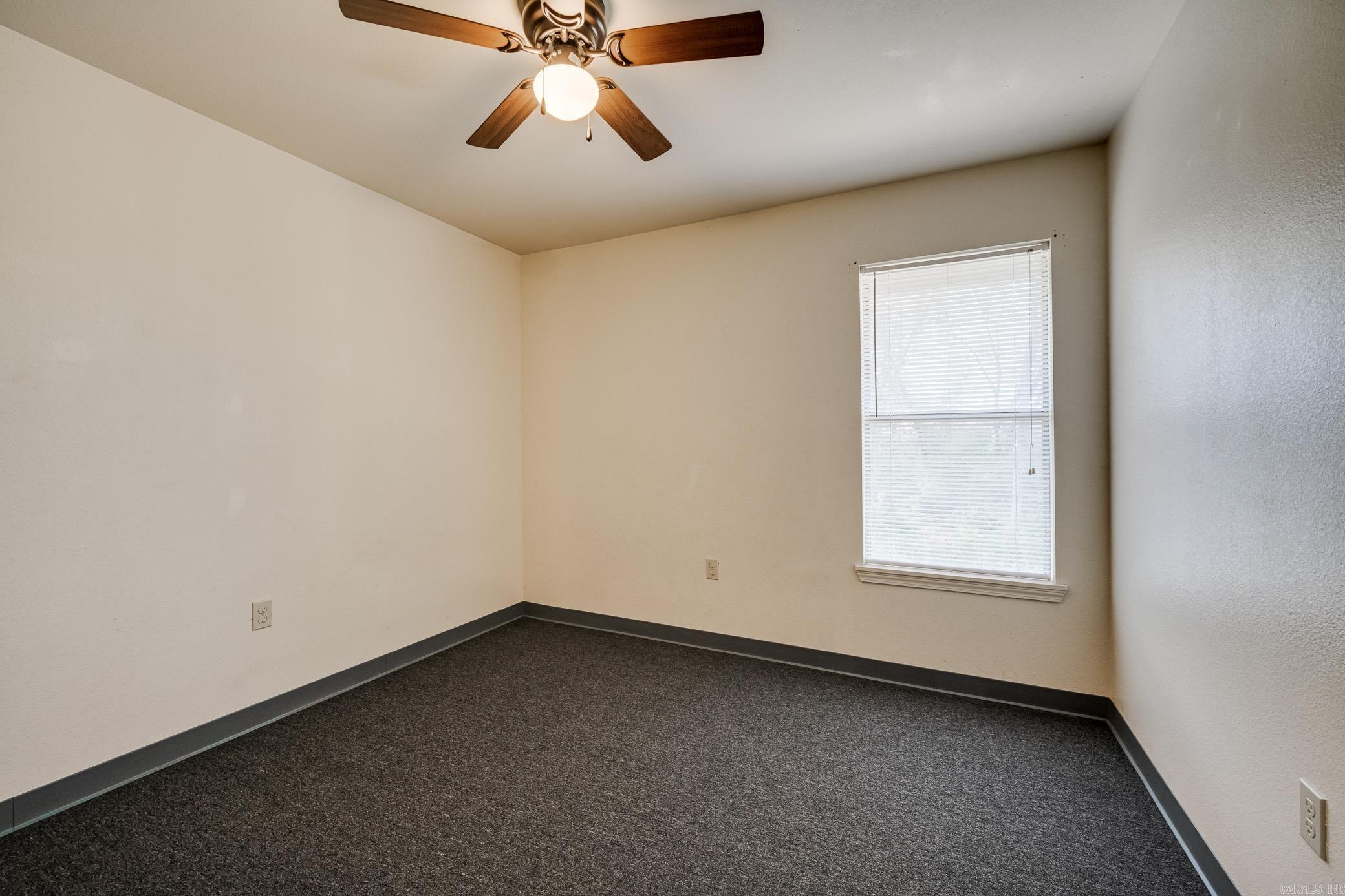 300 W Harding, #403 Property Photo 11