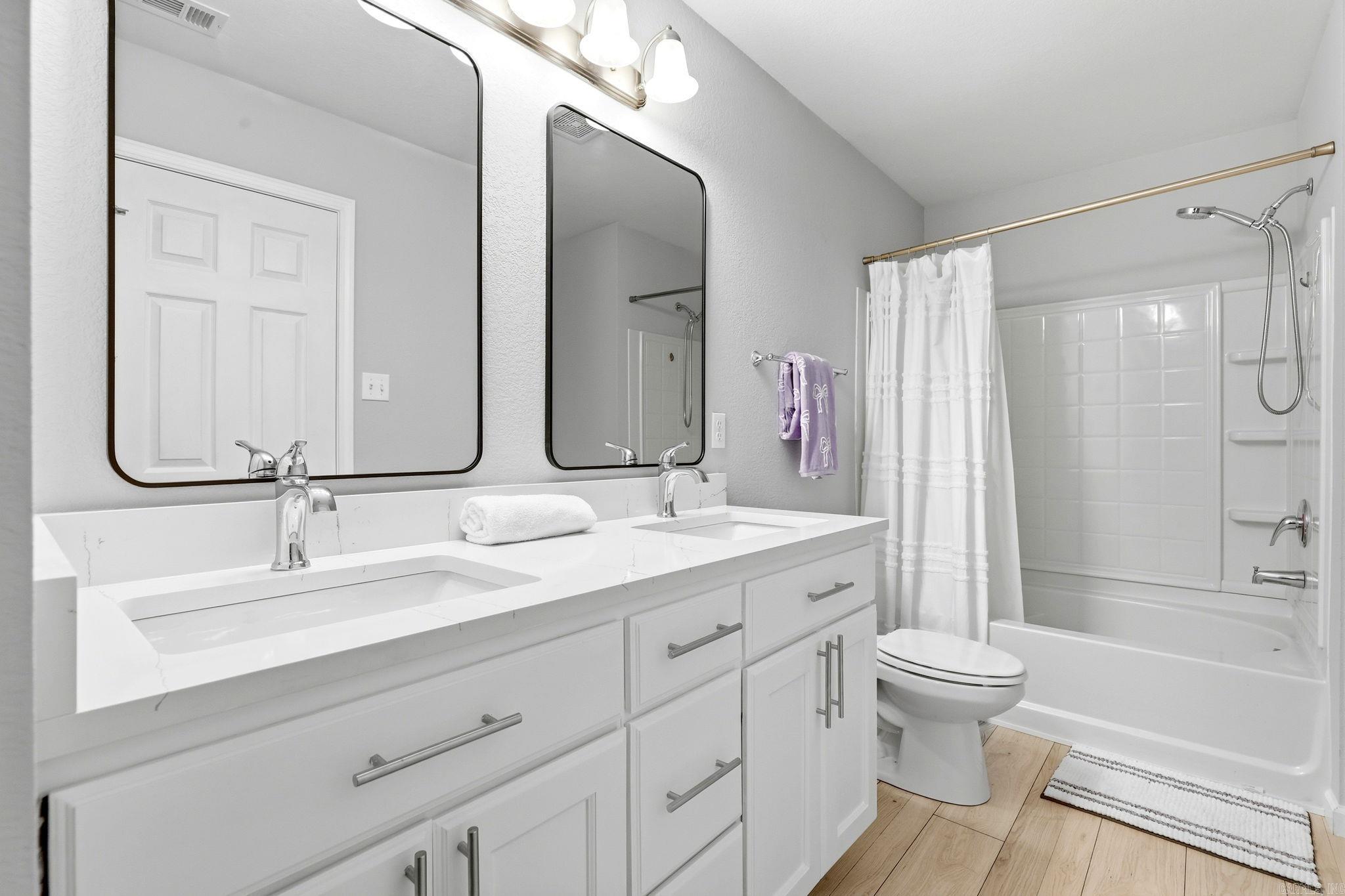 9705 Zuber Road Property Photo 20