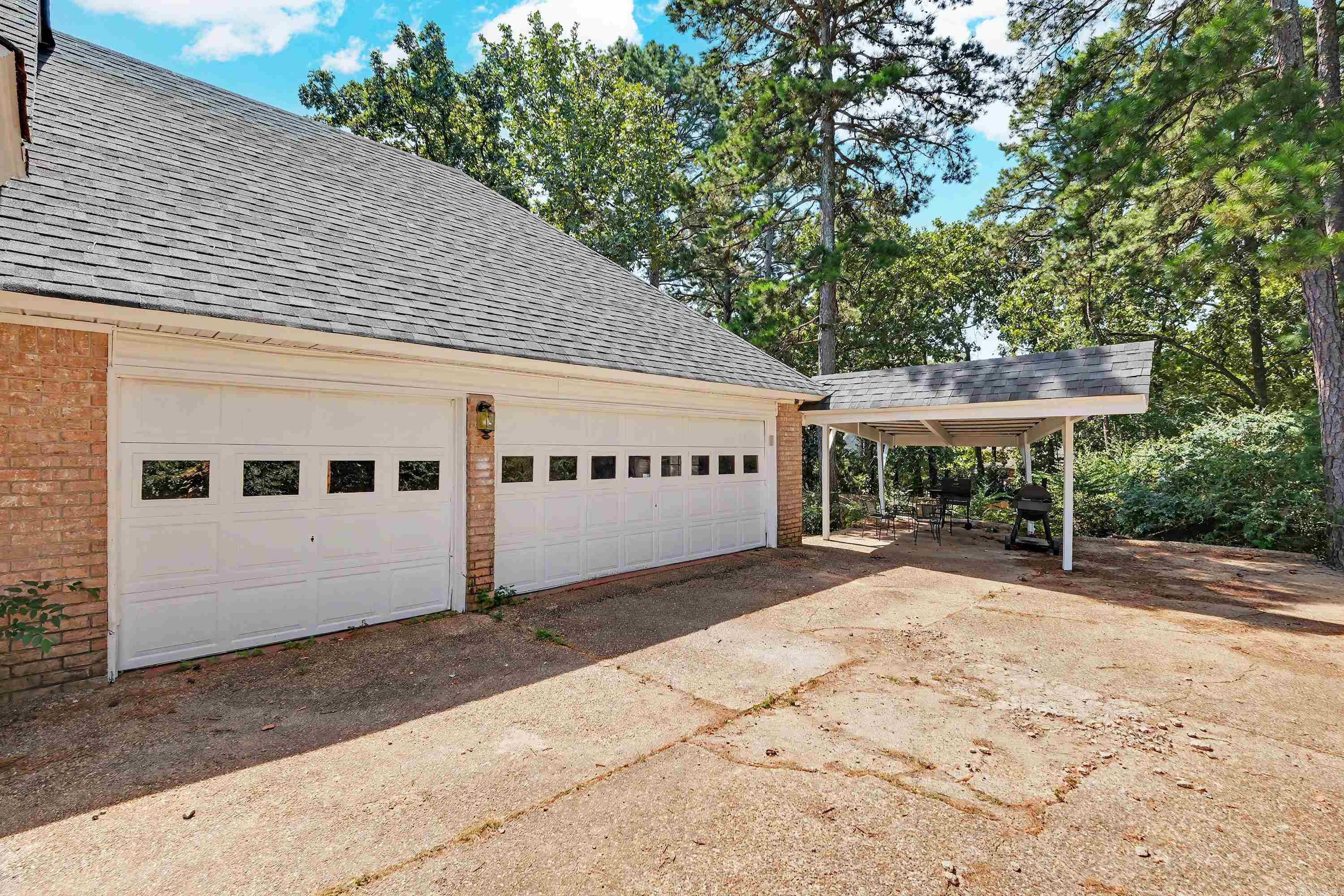 802 Loyola Drive Property Photo 44