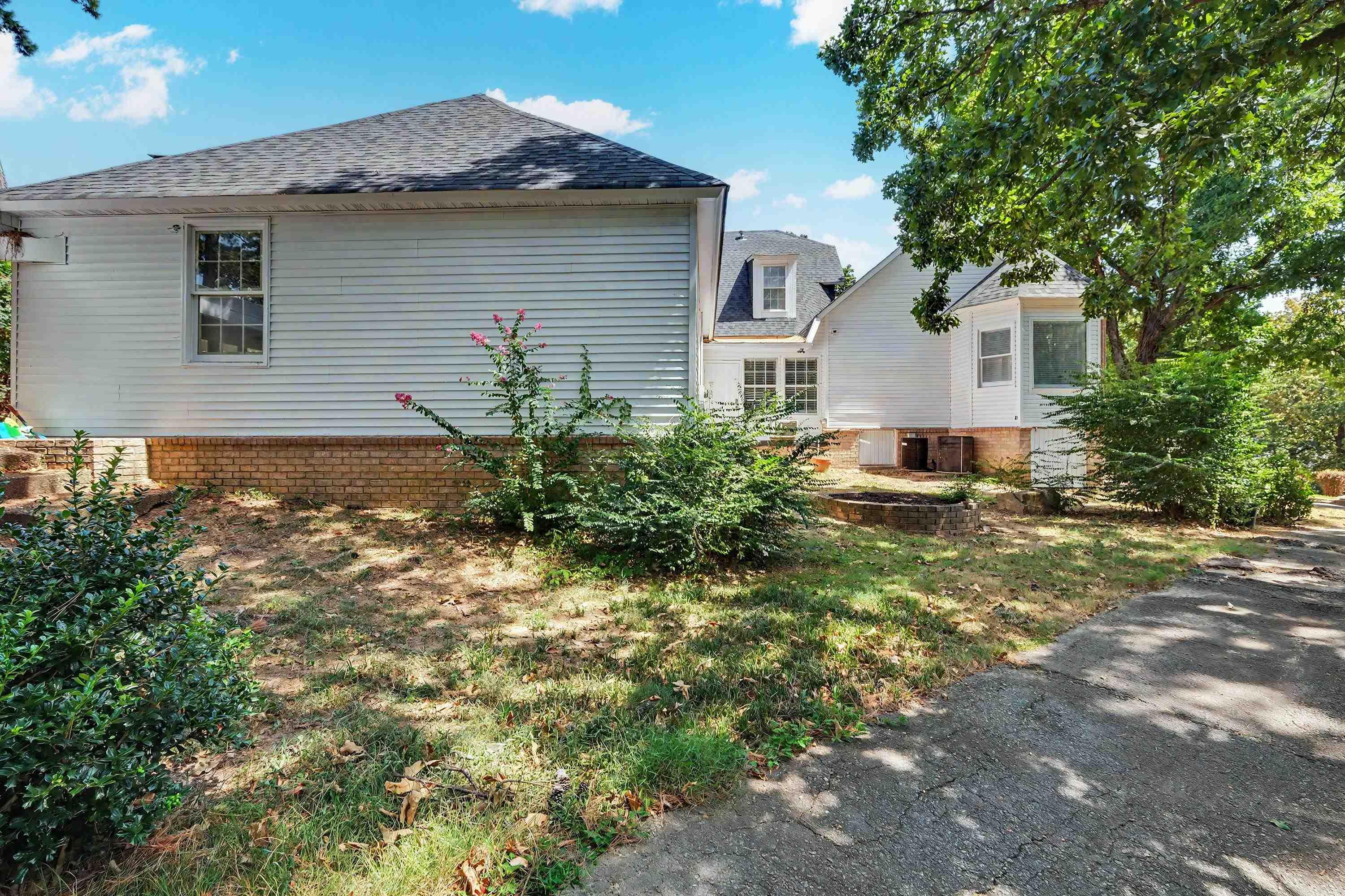 802 Loyola Drive Property Photo 45