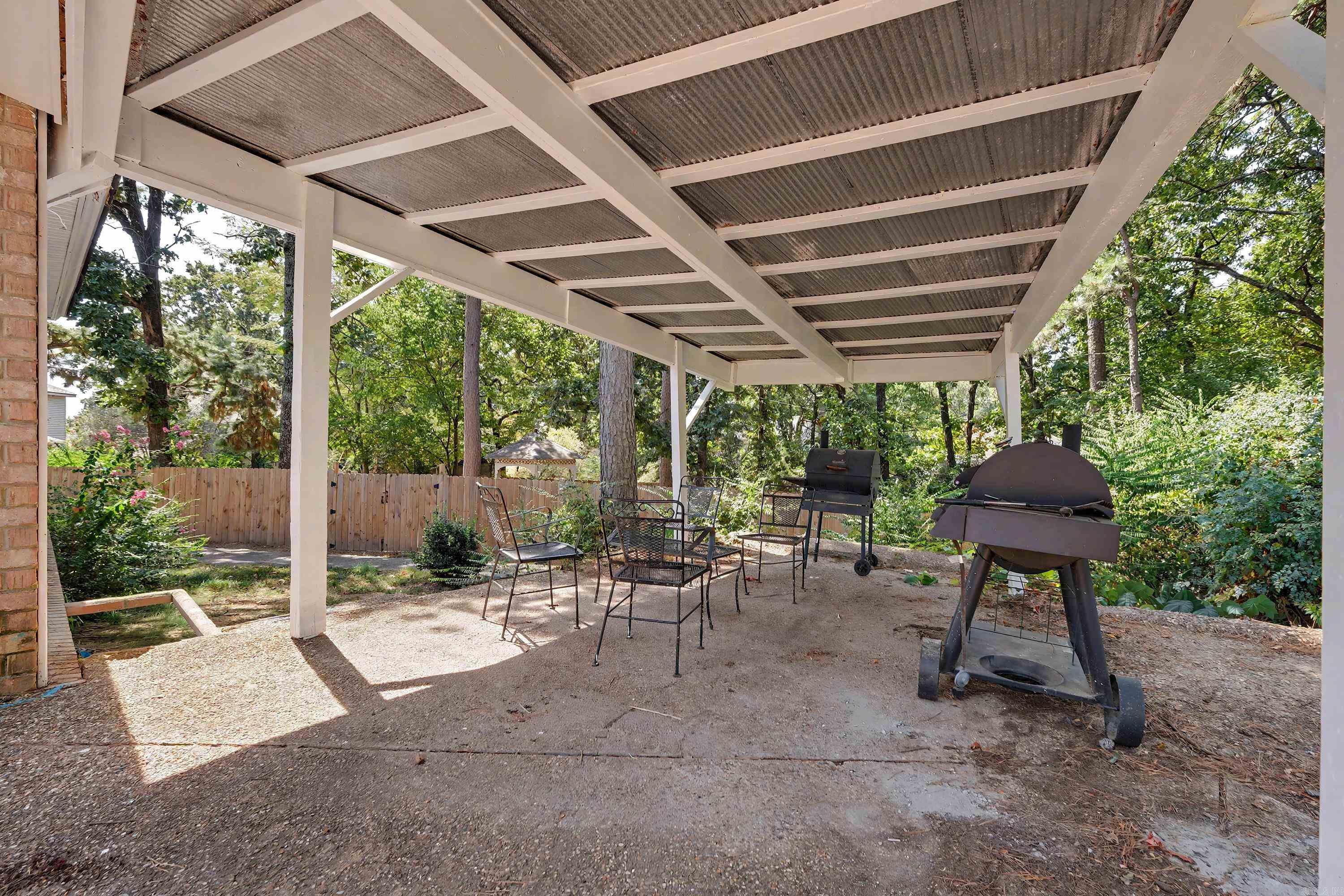 802 Loyola Drive Property Photo 48