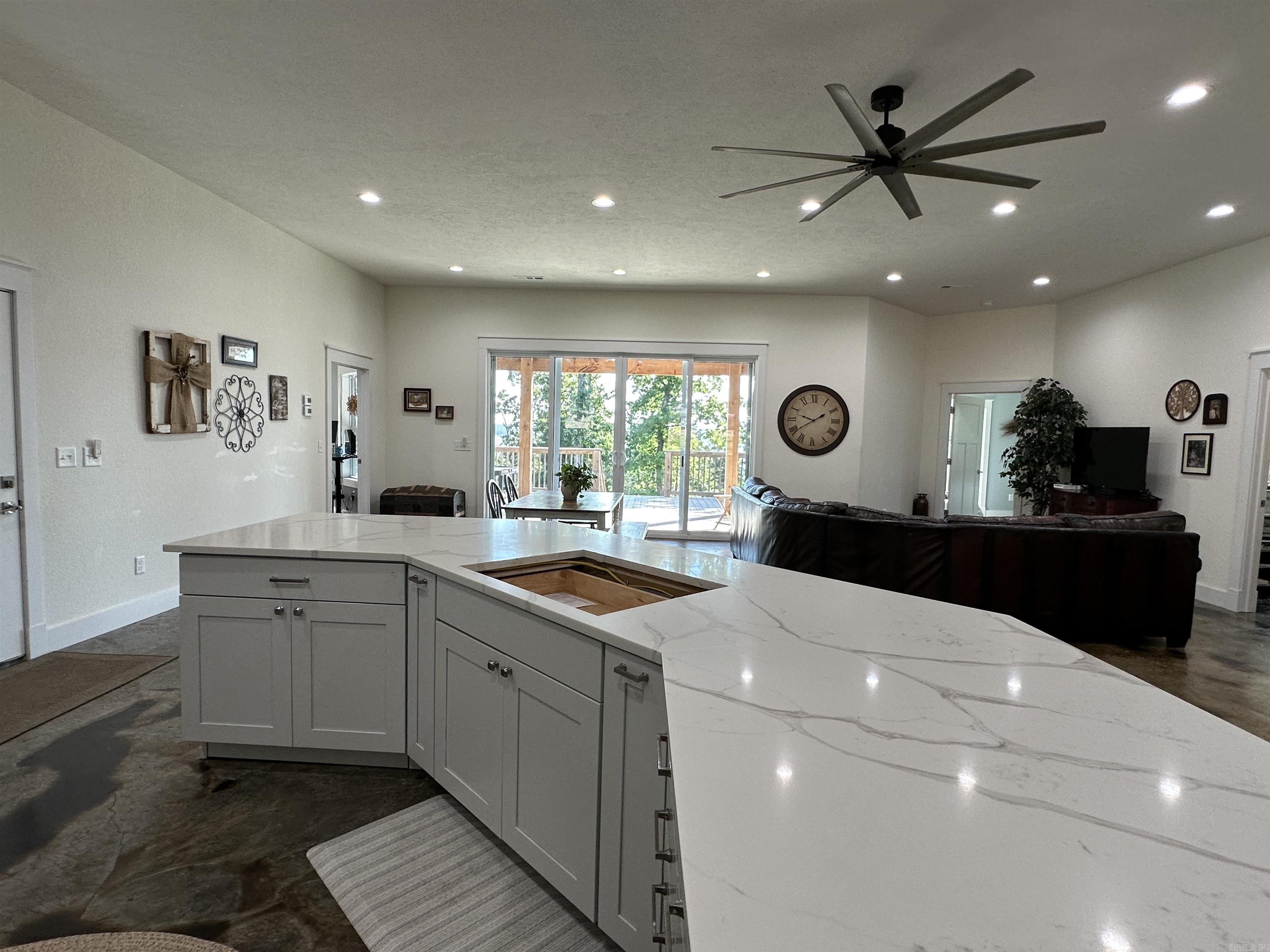 274 Katydid Lane Property Photo 11