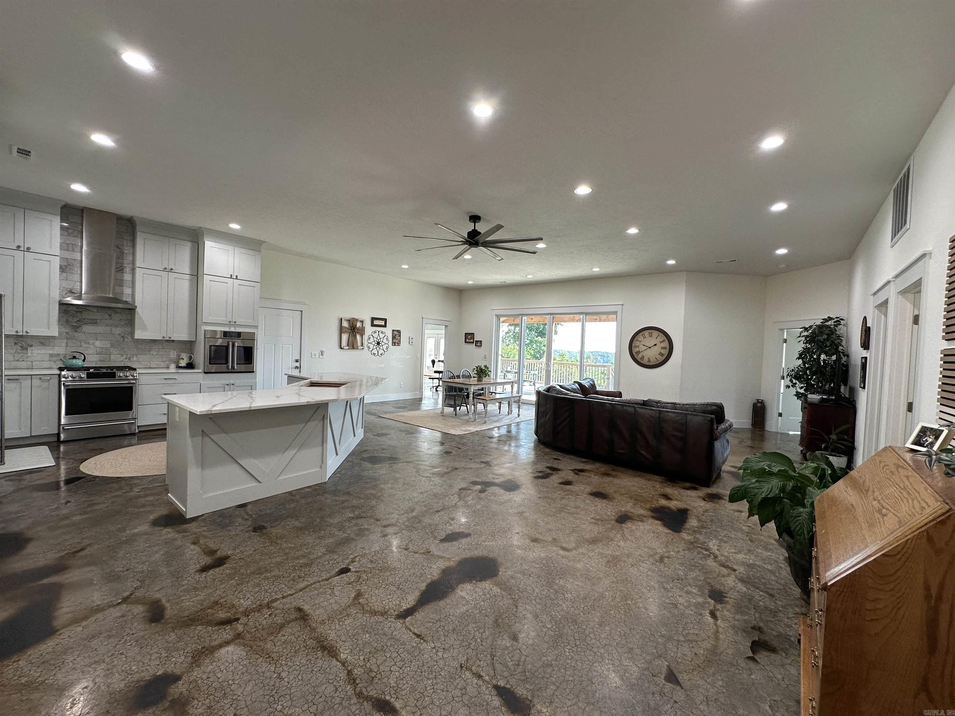 274 Katydid Lane Property Photo 12