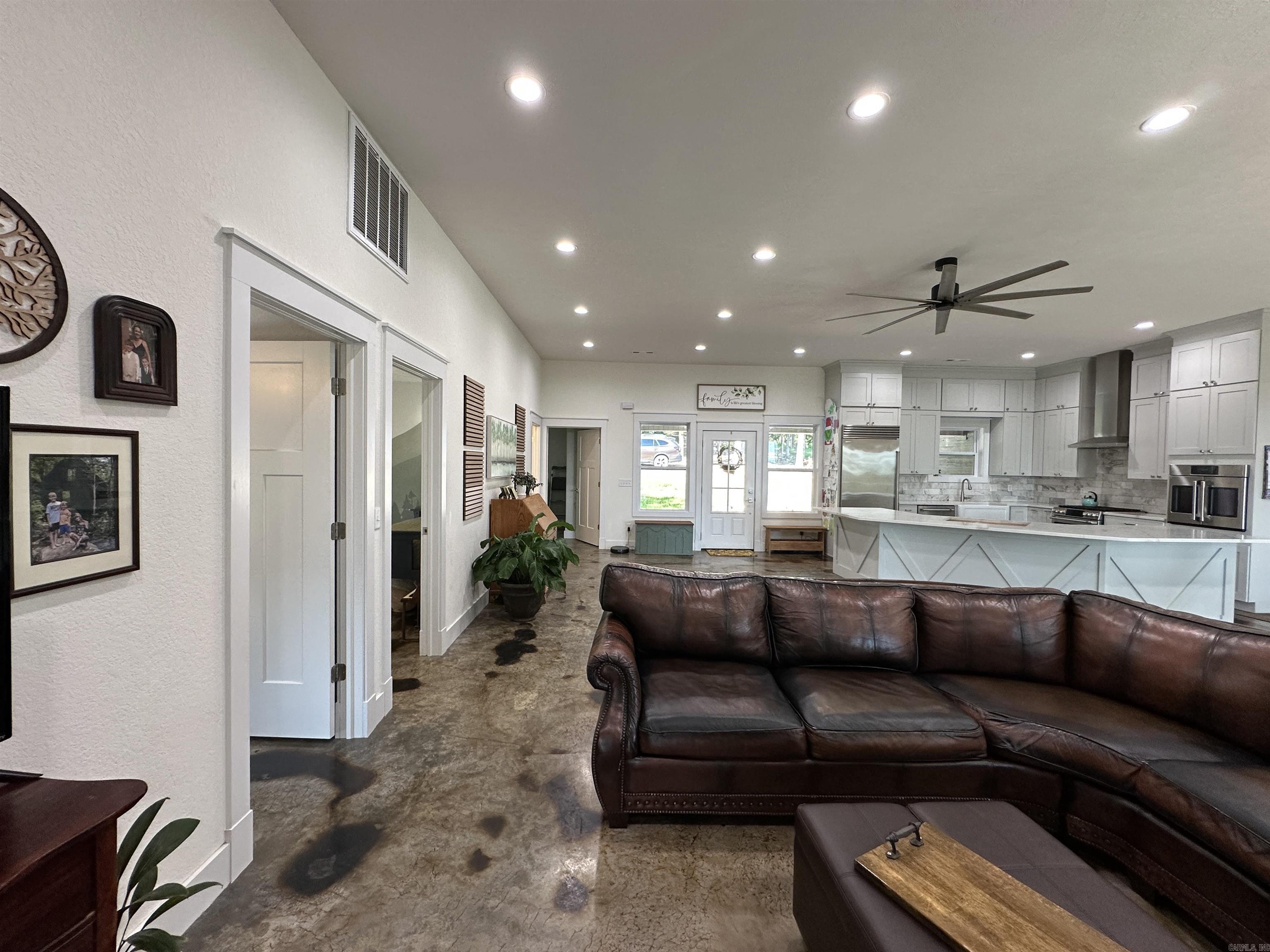 274 Katydid Lane Property Photo 13