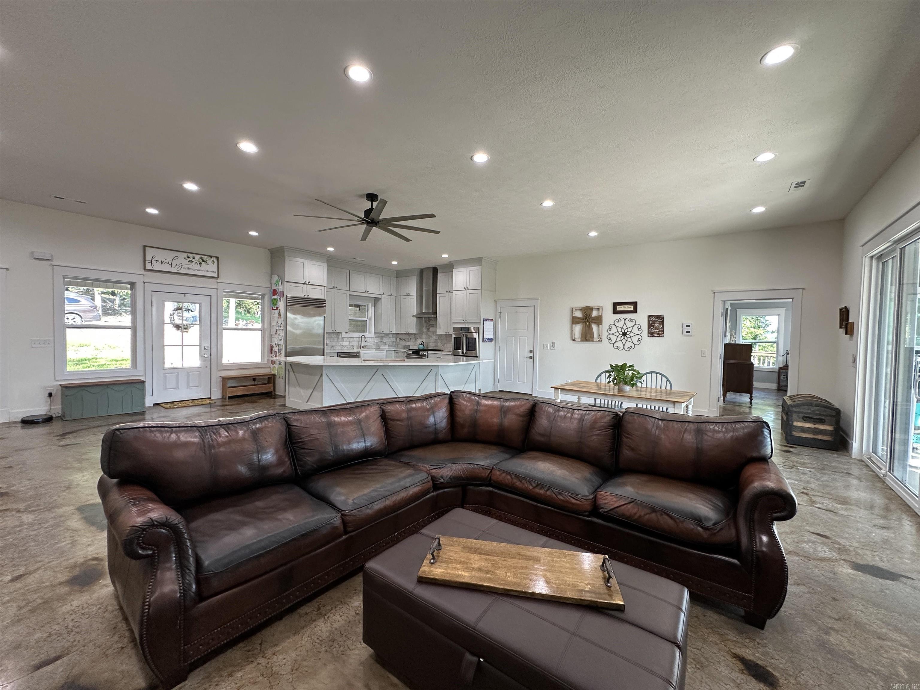 274 Katydid Lane Property Photo 14