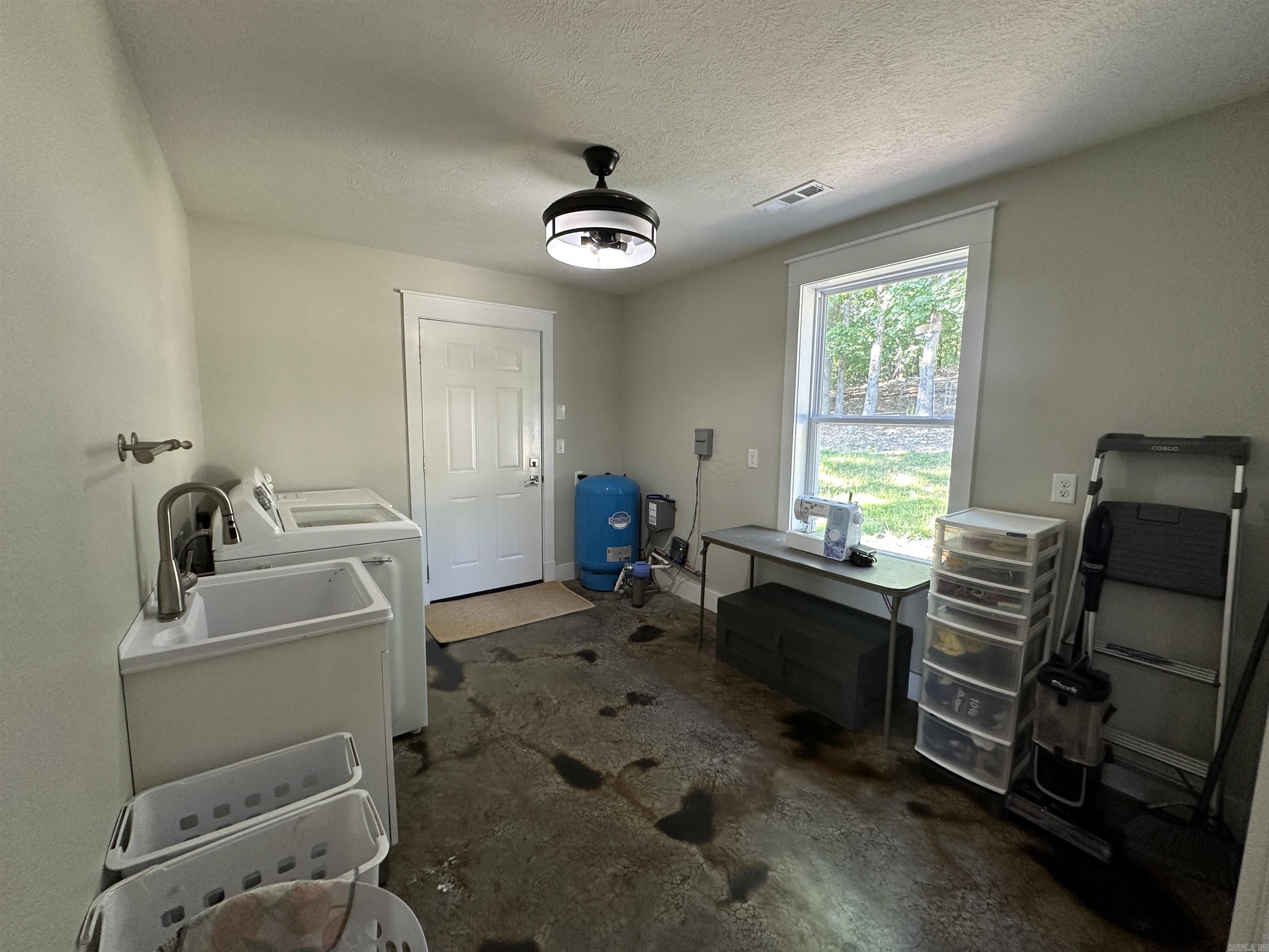 274 Katydid Lane Property Photo 26