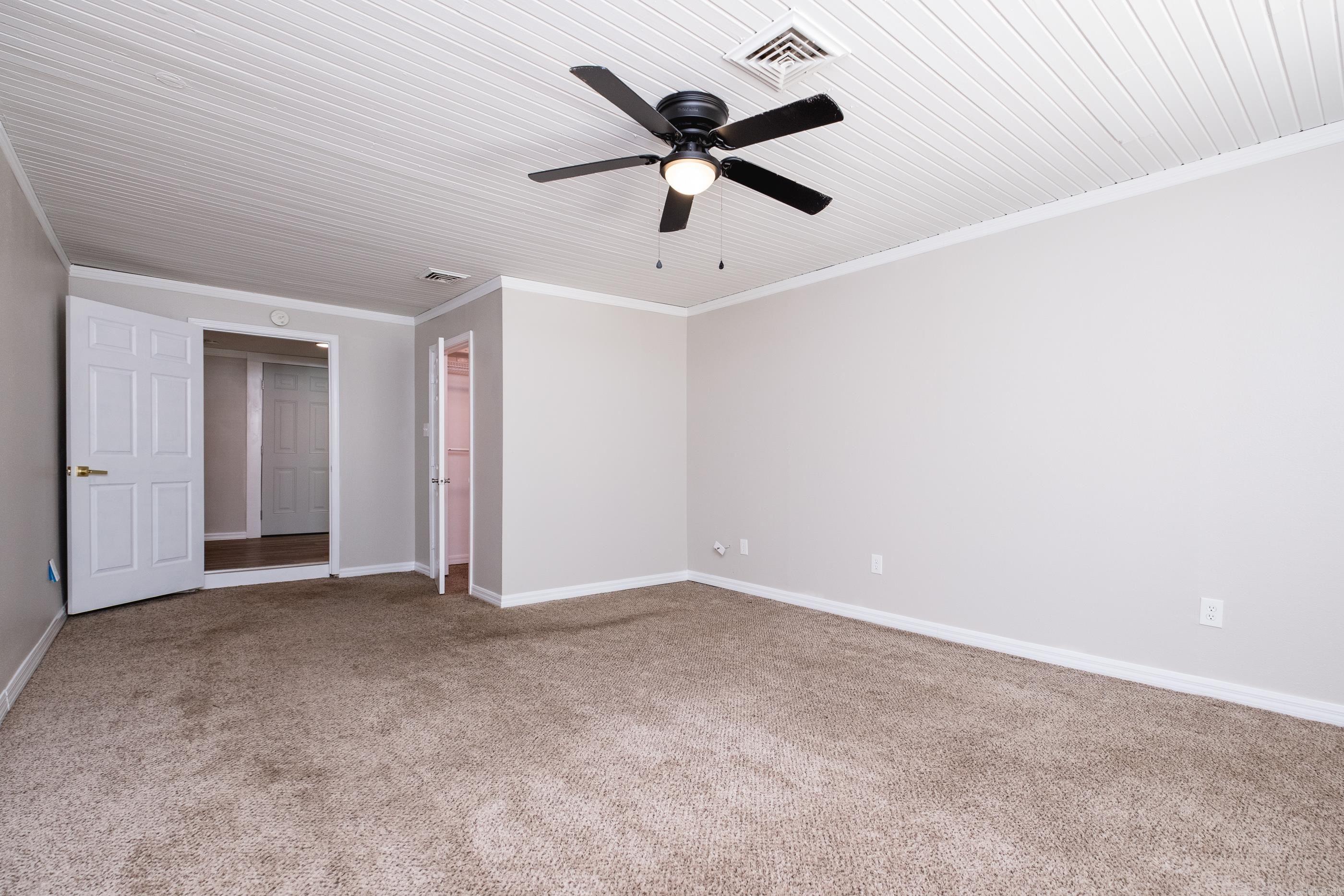 212 Lillian Street Property Photo 20