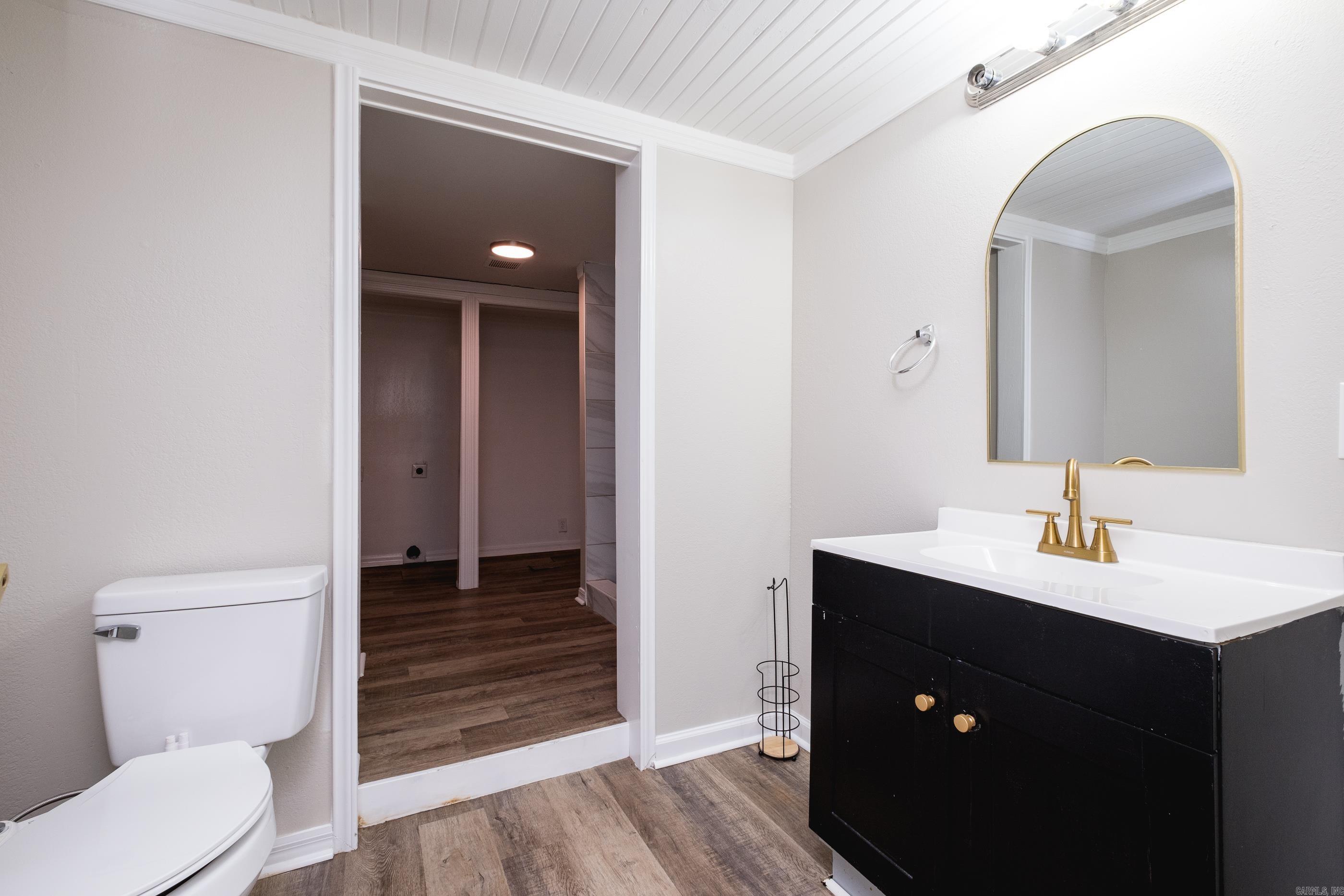 212 Lillian Street Property Photo 22