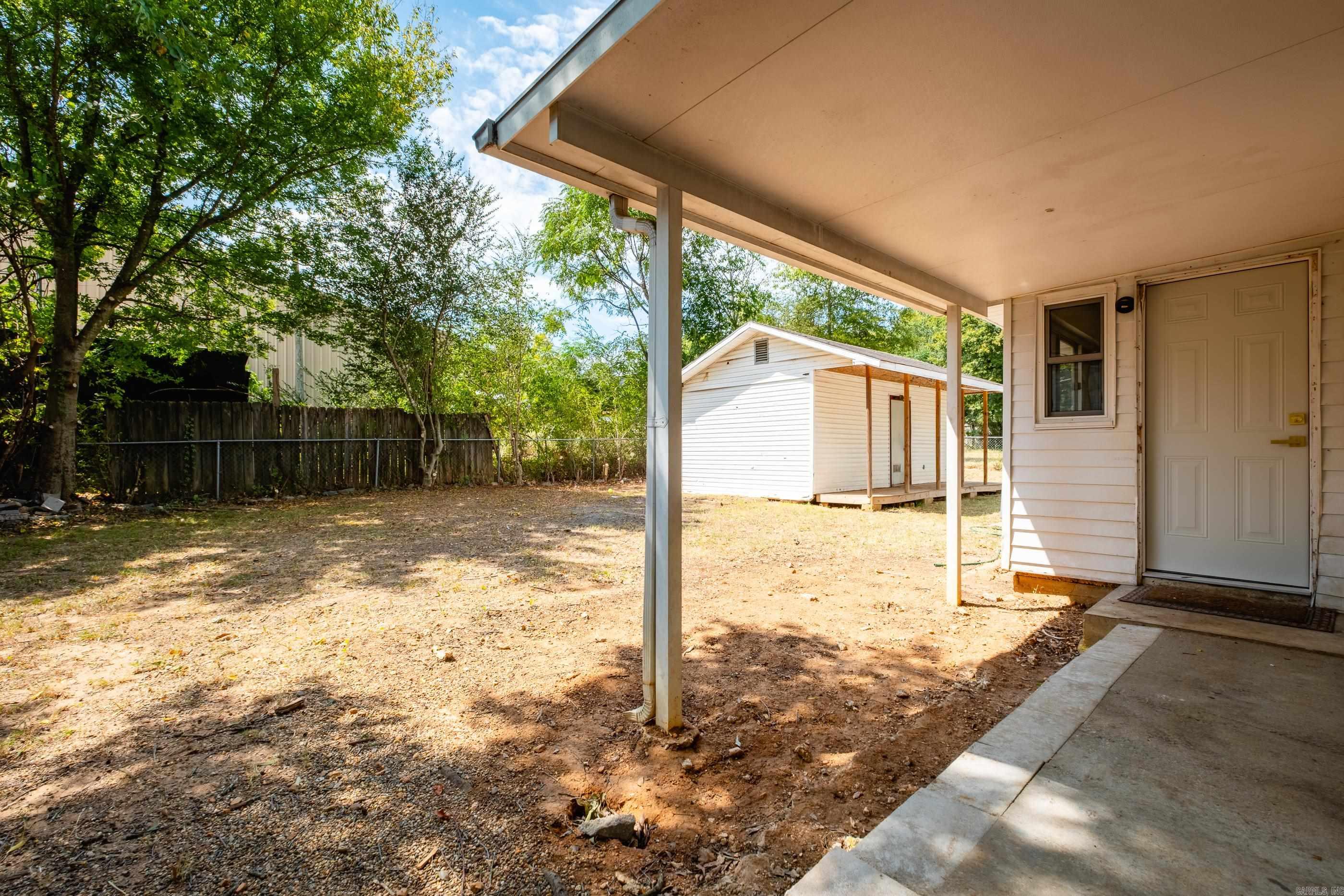 212 Lillian Street Property Photo 33