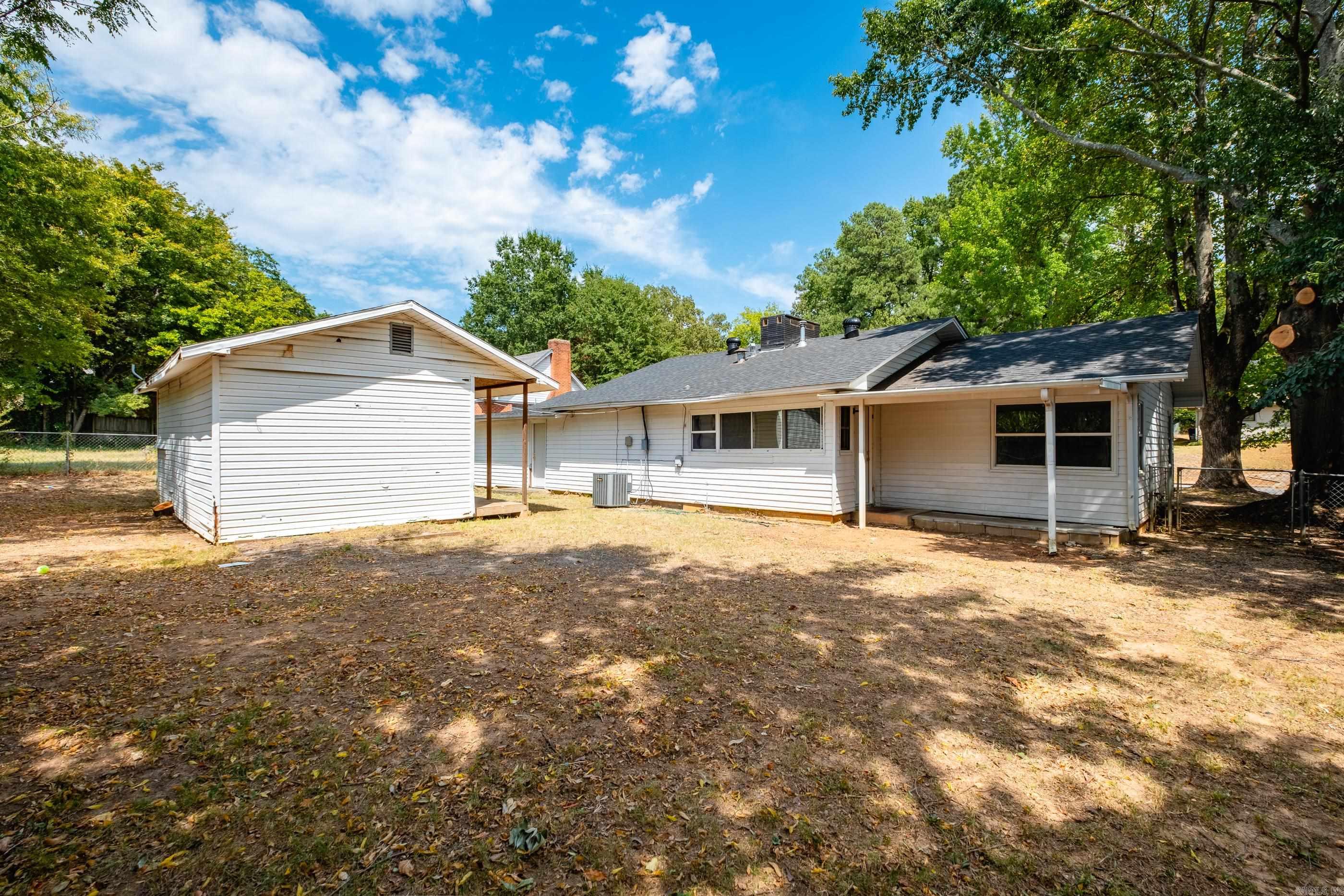 212 Lillian Street Property Photo 34