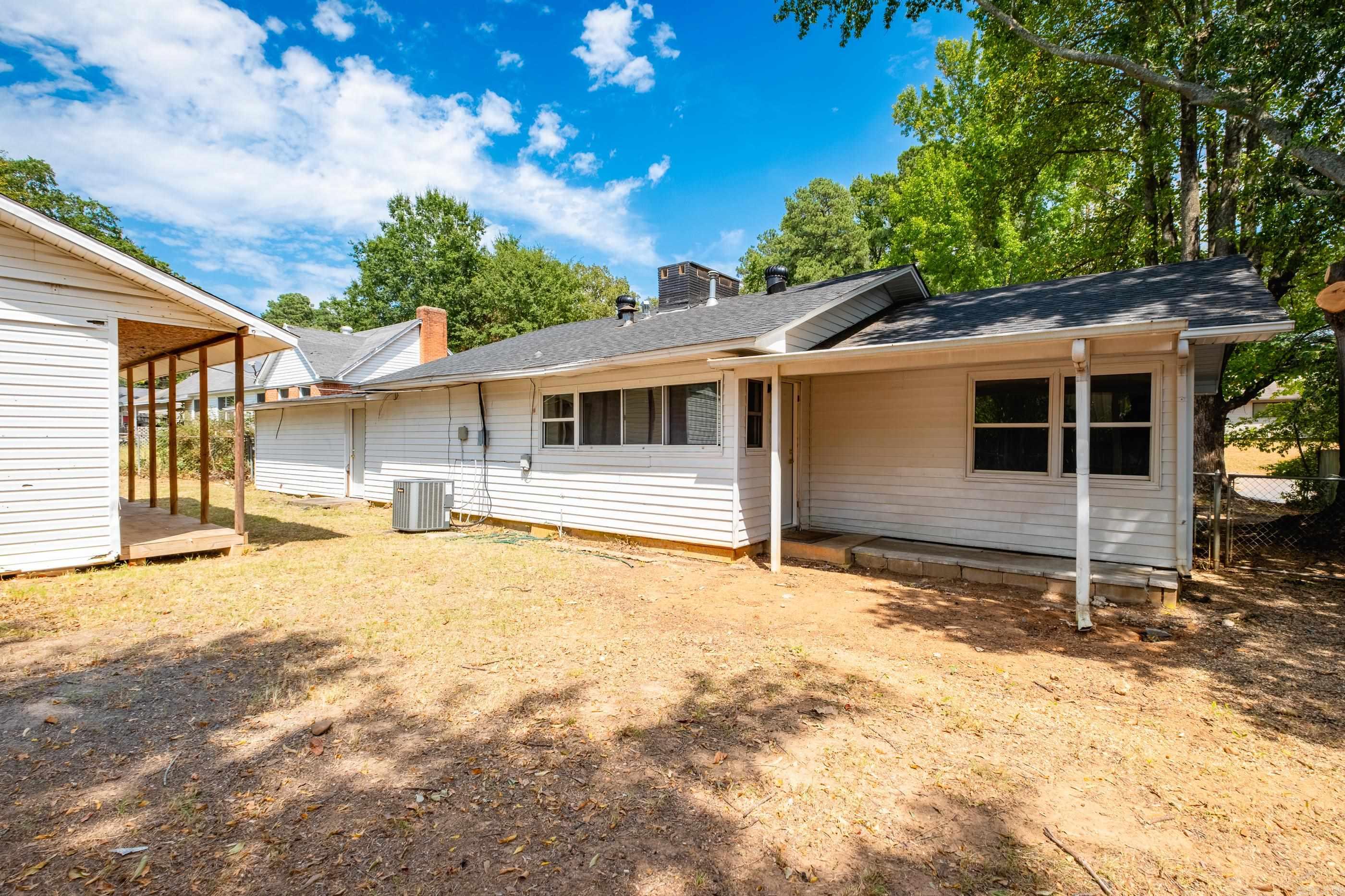 212 Lillian Street Property Photo 35