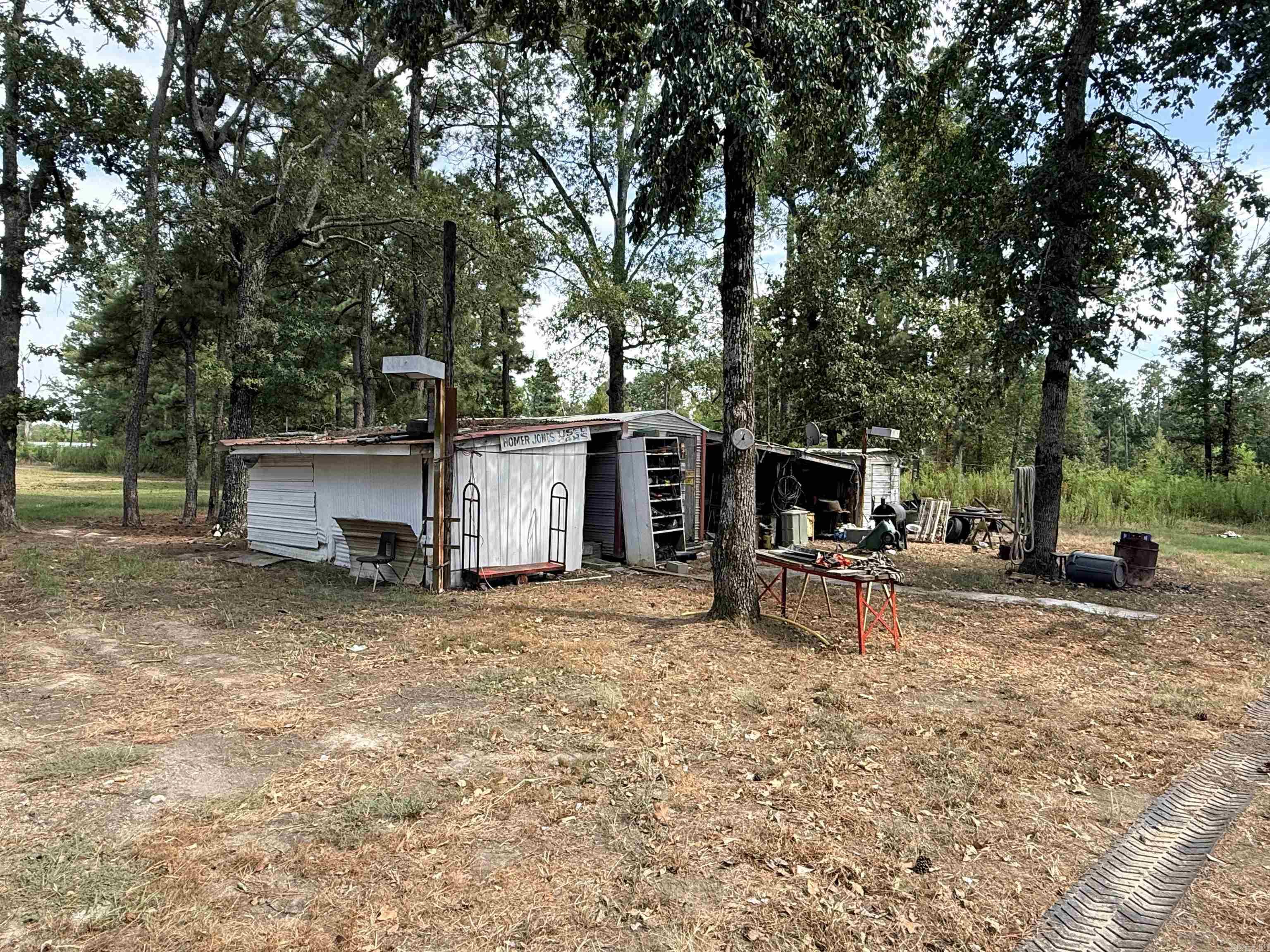229 W Jordan Property Photo 4