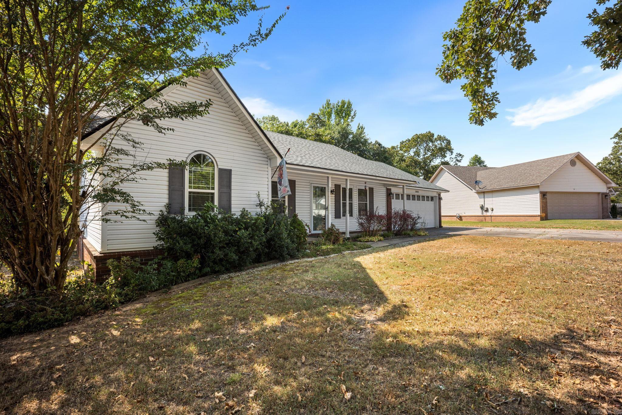 2039 N Hills Drive Property Photo 4