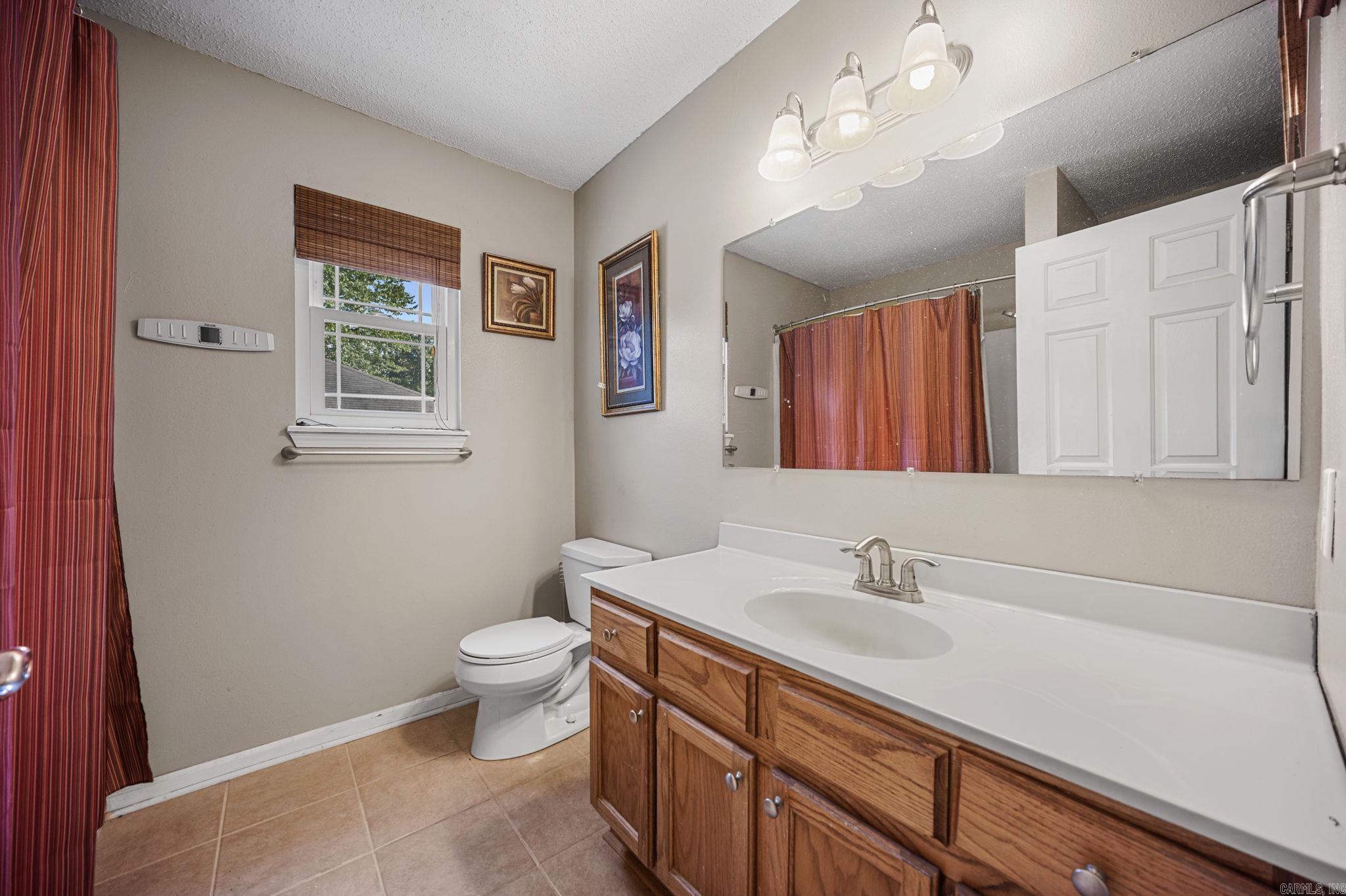 2039 N Hills Drive Property Photo 18