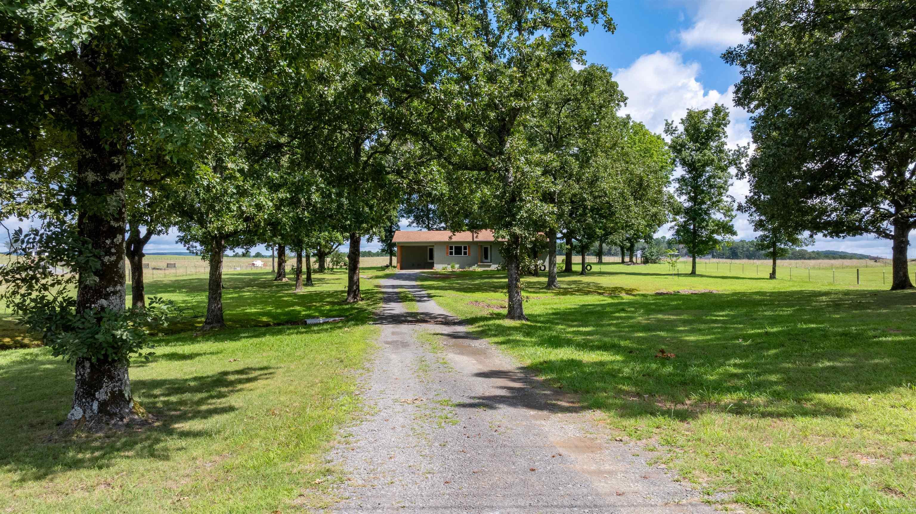 13337 Highway 16 East Property Photo 3