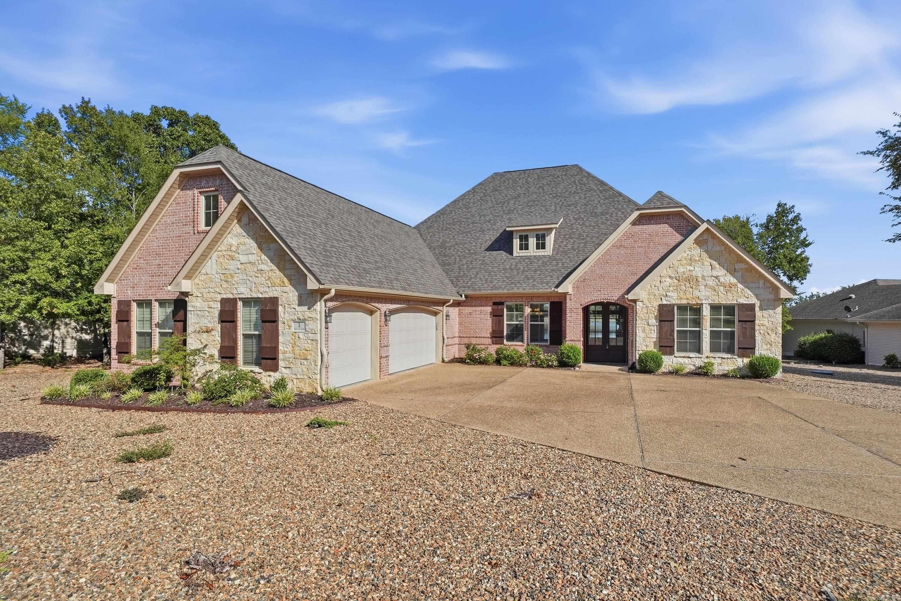 1 Ribera Ln Property Photo 2